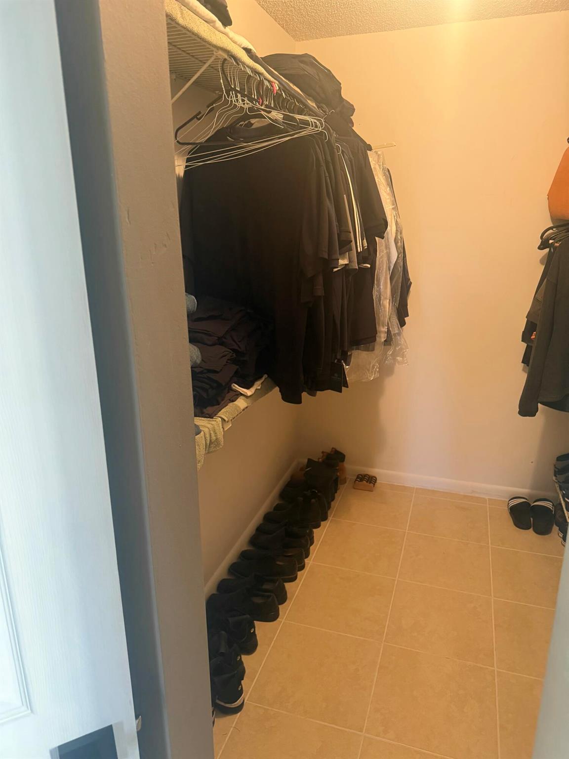 BUTTONWOOD 2 - Residential