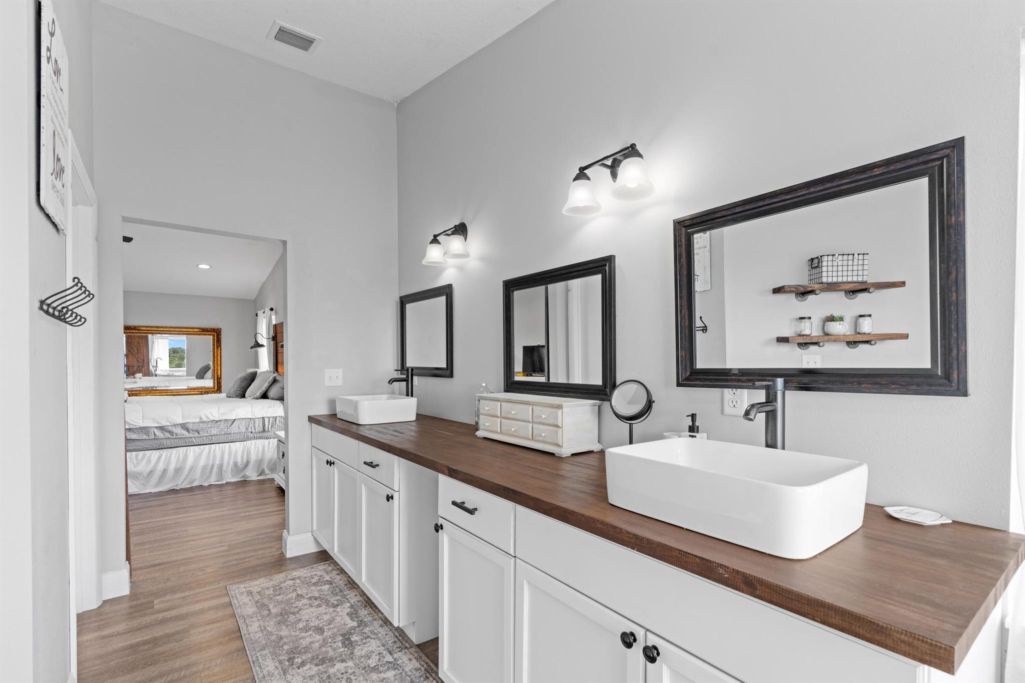 SHERMAN WOOD RANCHES - Residential