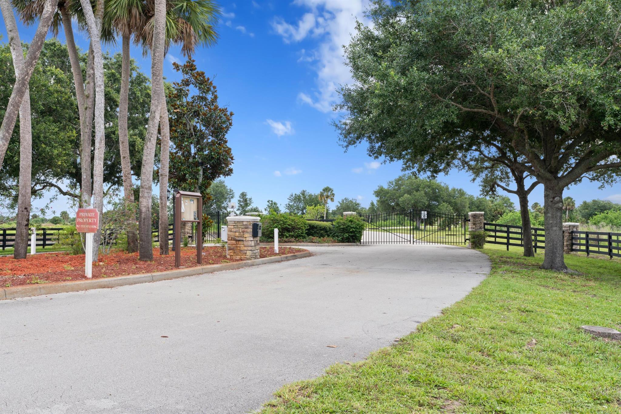 SHERMAN WOOD RANCHES - Residential