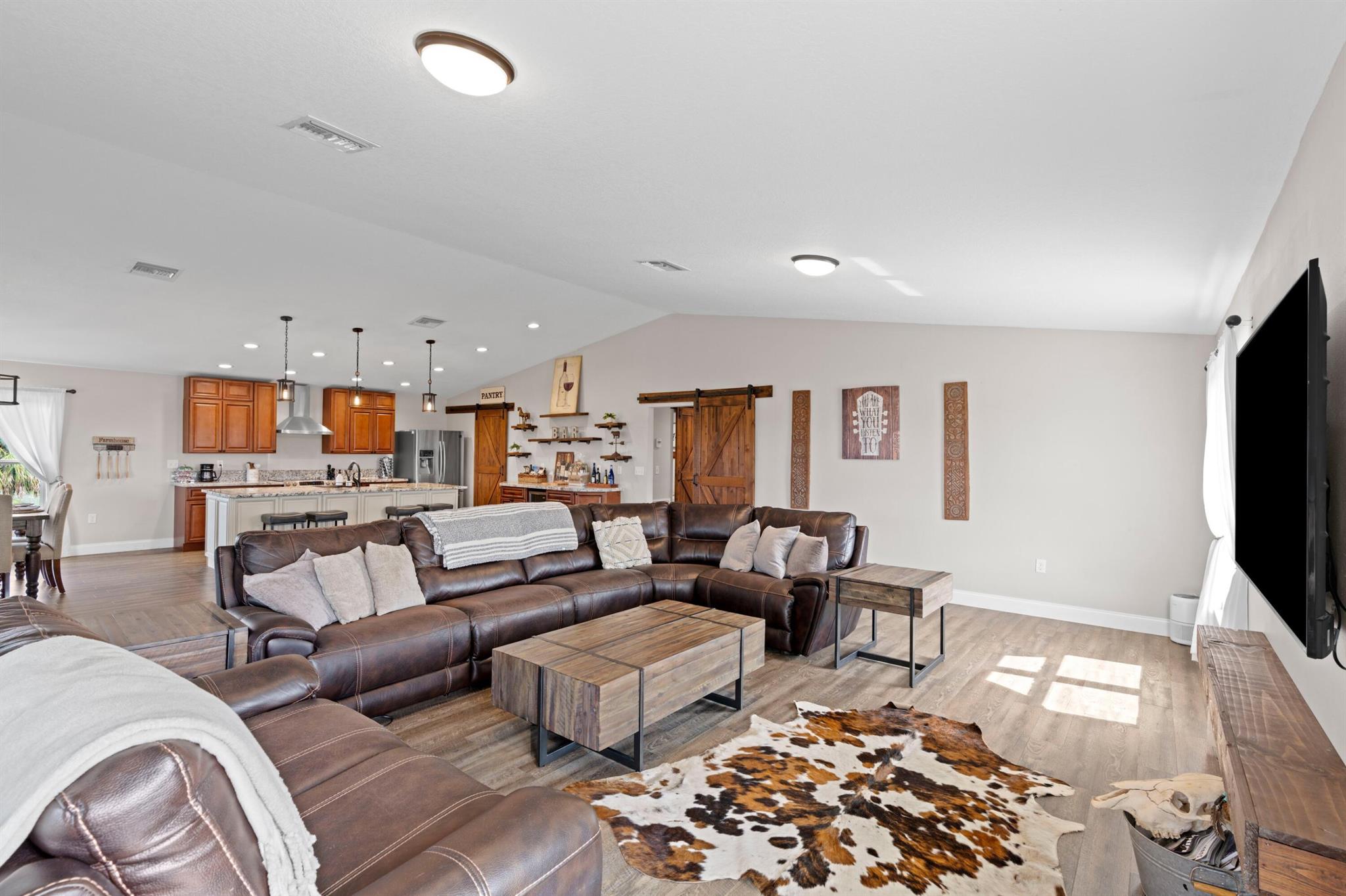 SHERMAN WOOD RANCHES - Residential