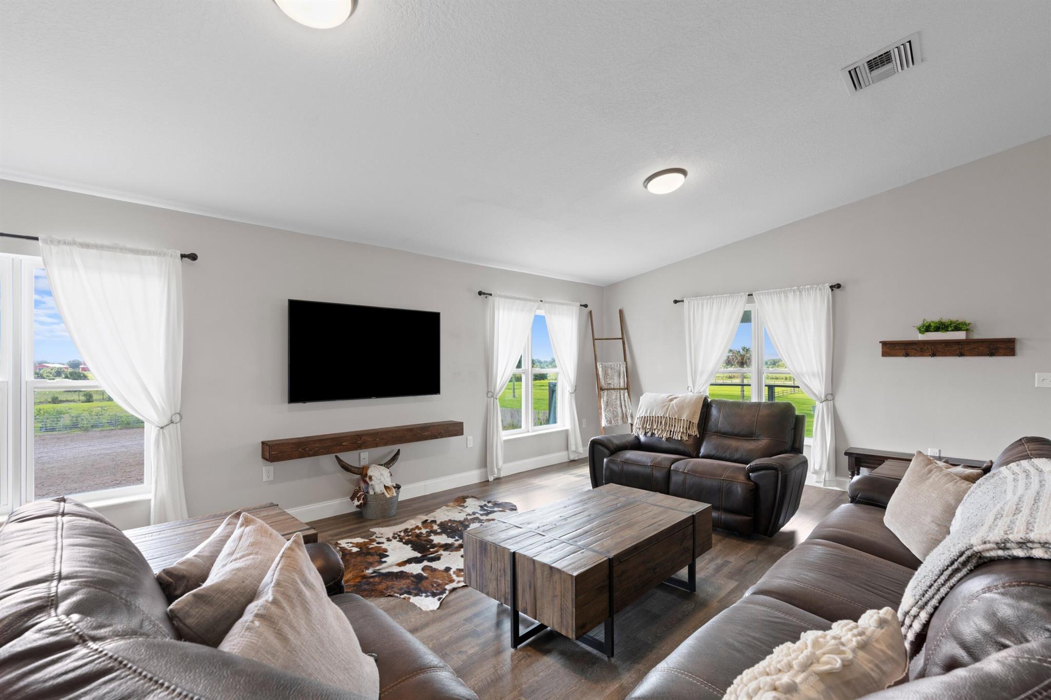 SHERMAN WOOD RANCHES - Residential