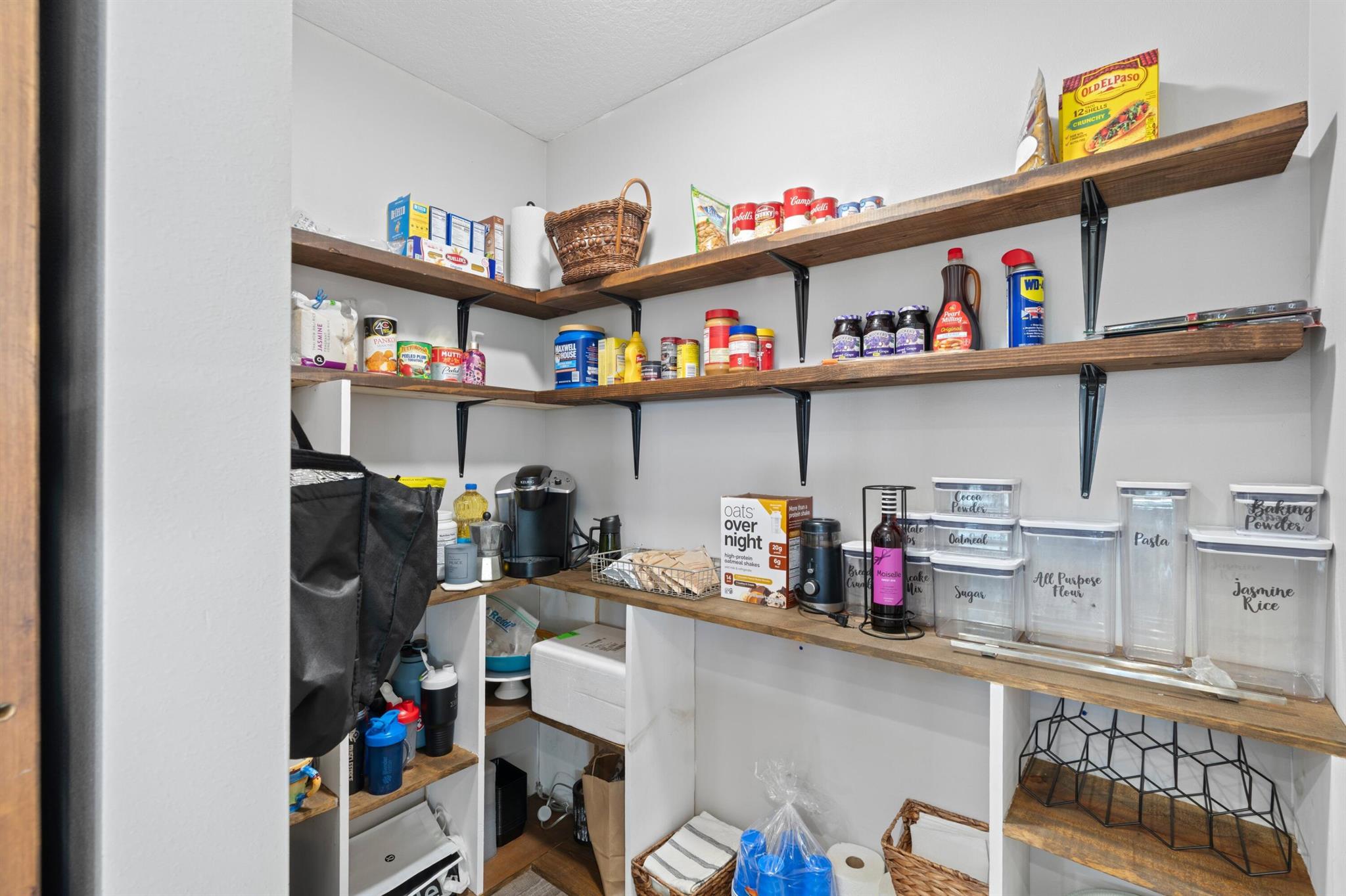 SHERMAN WOOD RANCHES - Residential