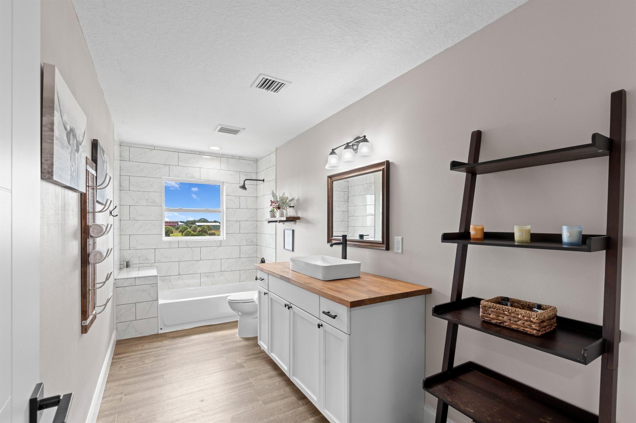 SHERMAN WOOD RANCHES - Residential