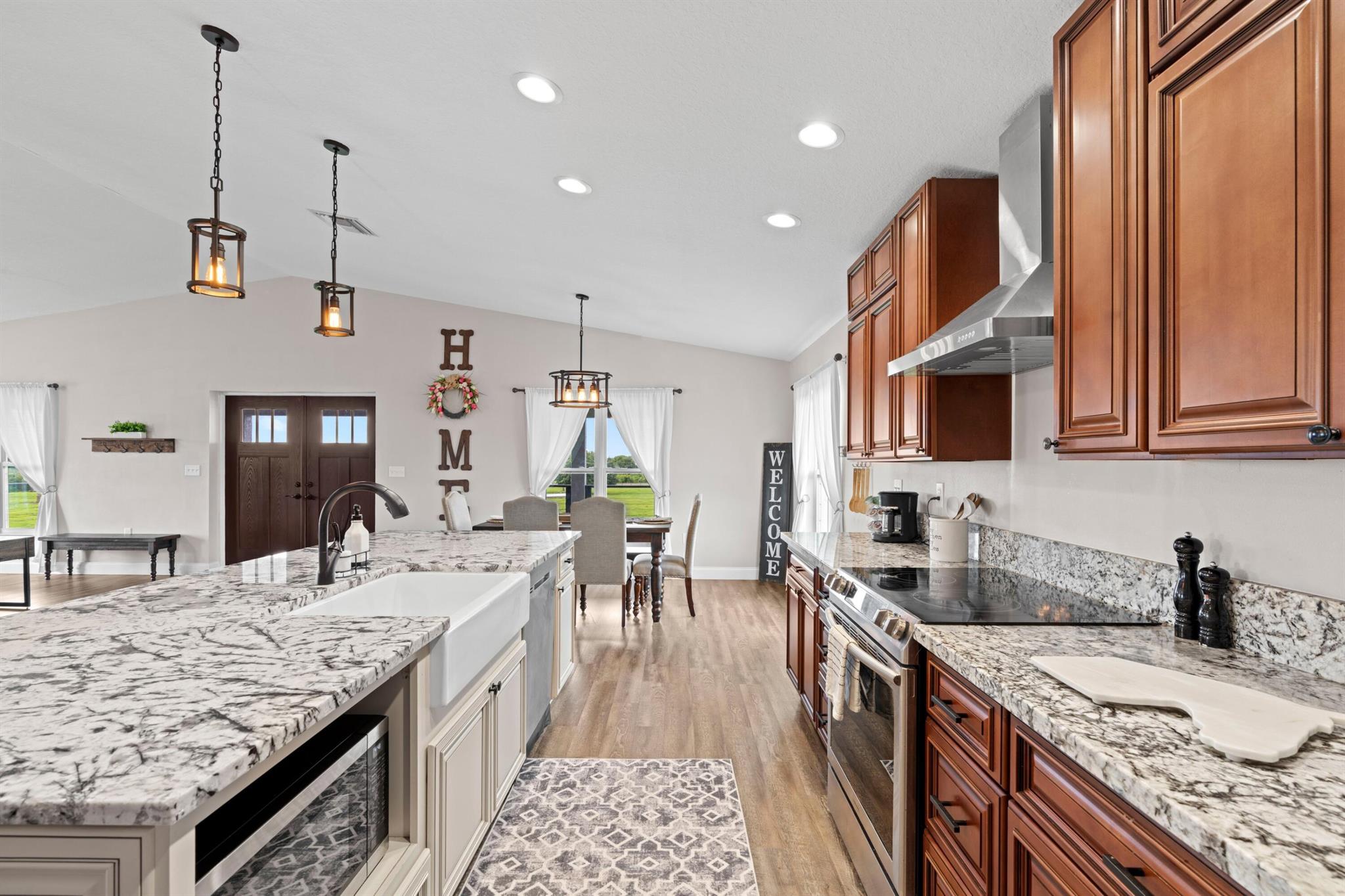 SHERMAN WOOD RANCHES - Residential