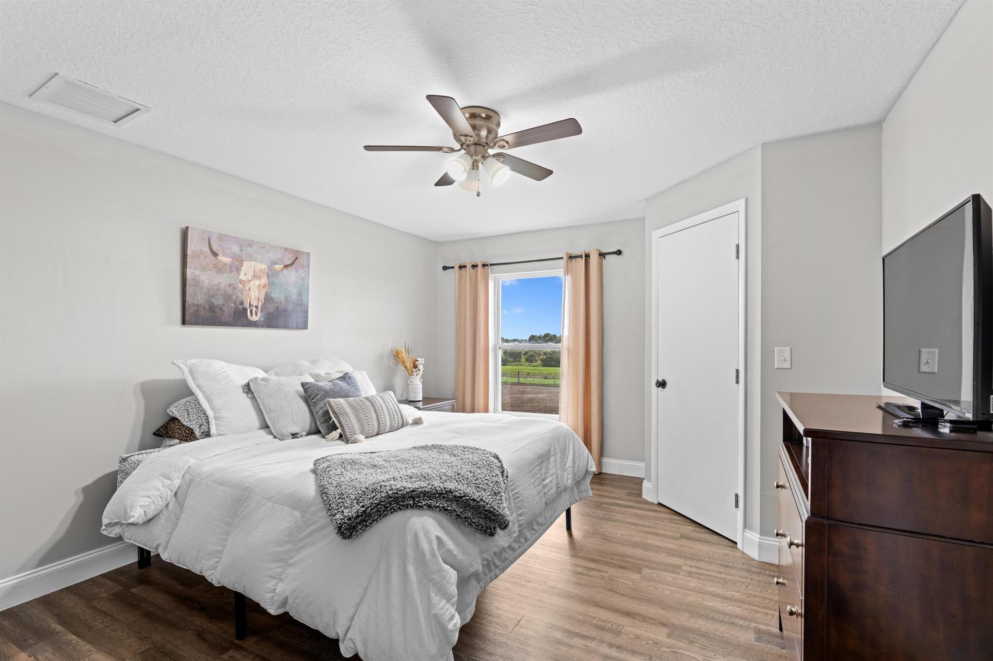 SHERMAN WOOD RANCHES - Residential