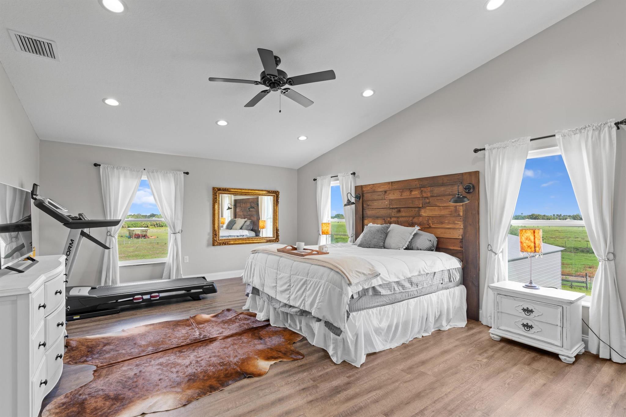 SHERMAN WOOD RANCHES - Residential