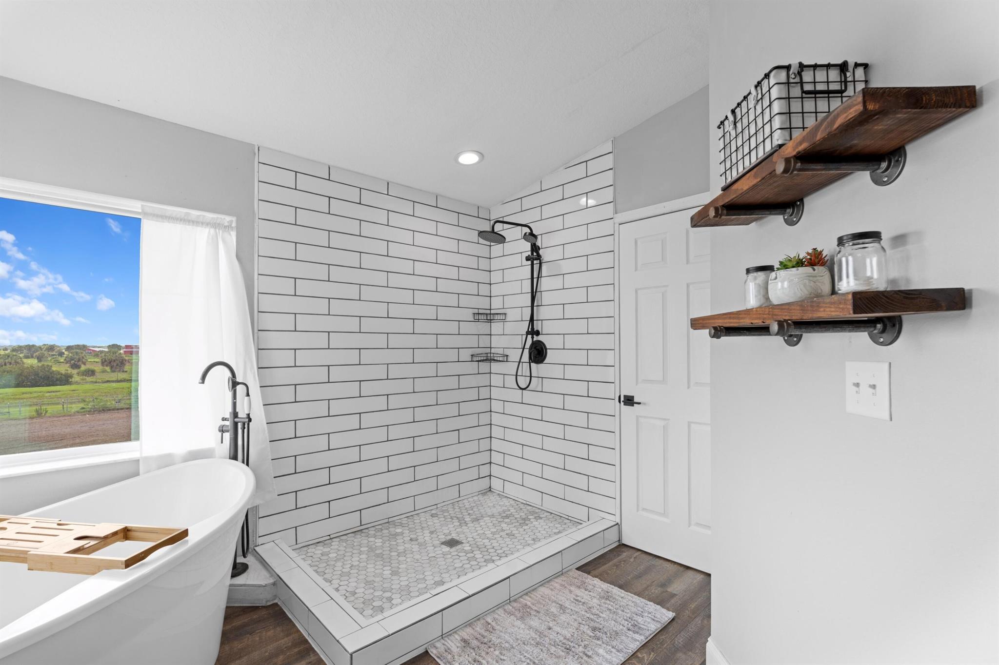 SHERMAN WOOD RANCHES - Residential