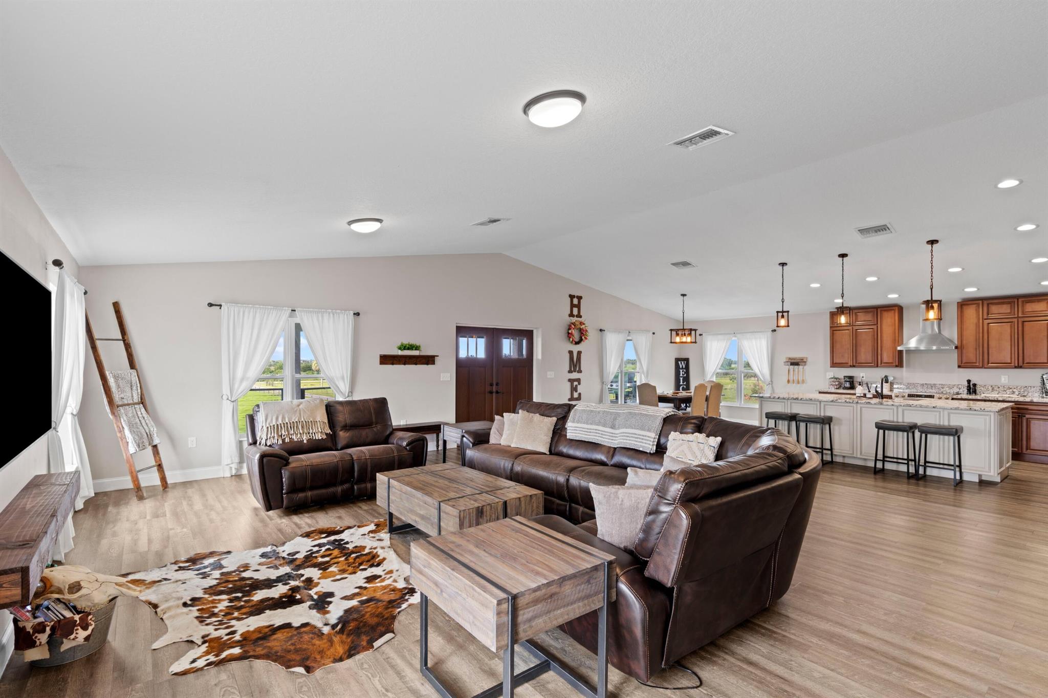 SHERMAN WOOD RANCHES - Residential