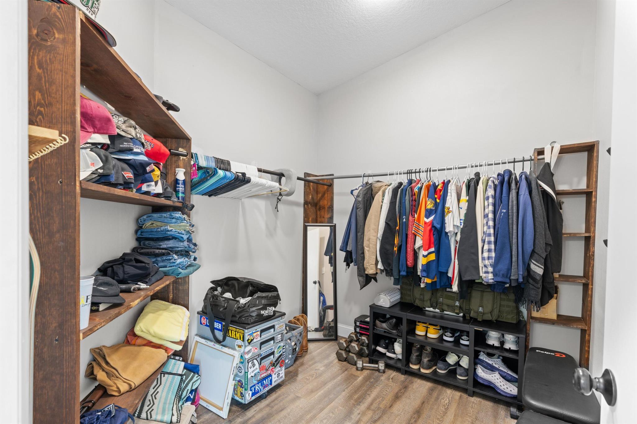 SHERMAN WOOD RANCHES - Residential