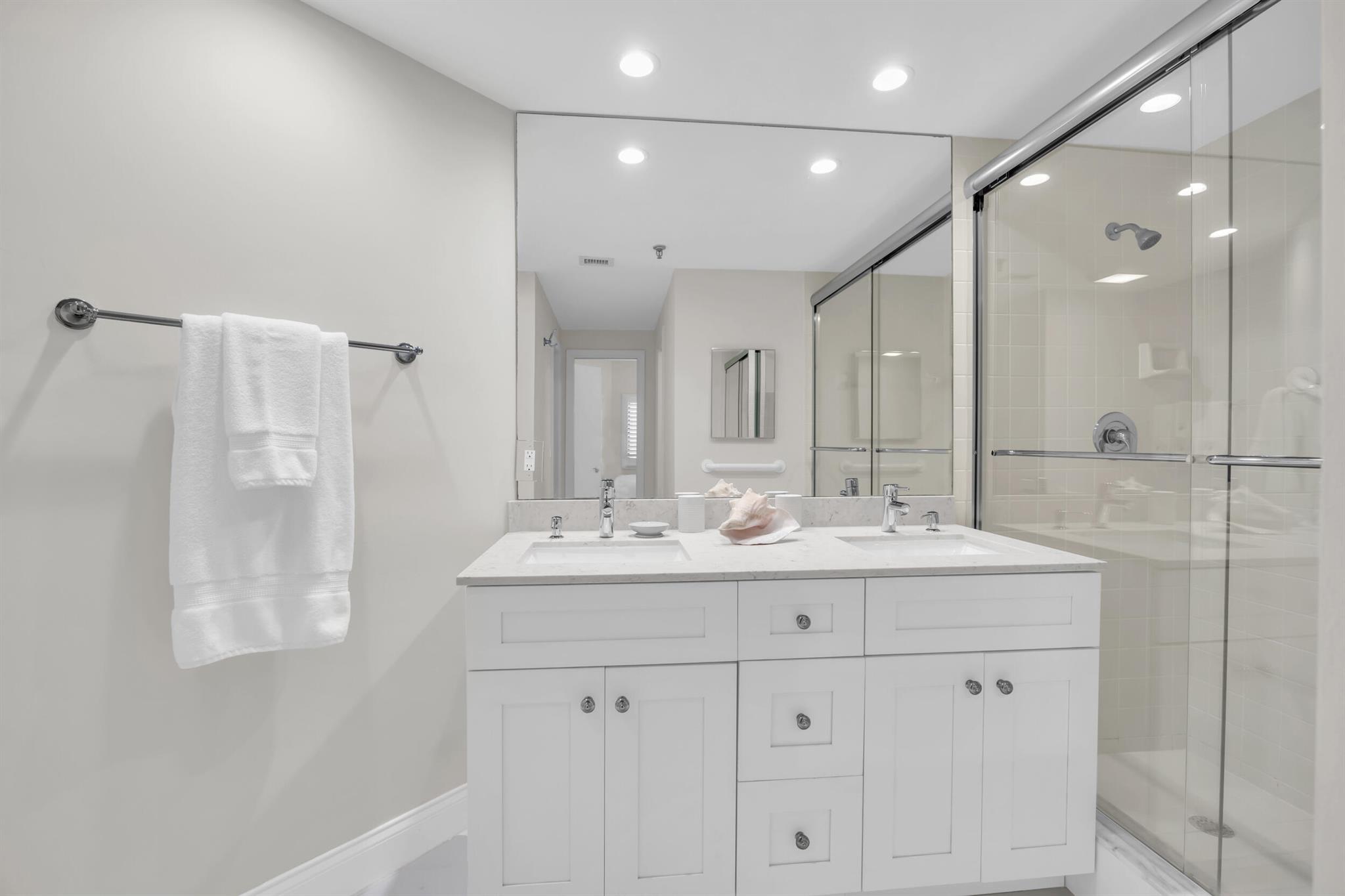 TEQUESTA COVE CONDO - Residential