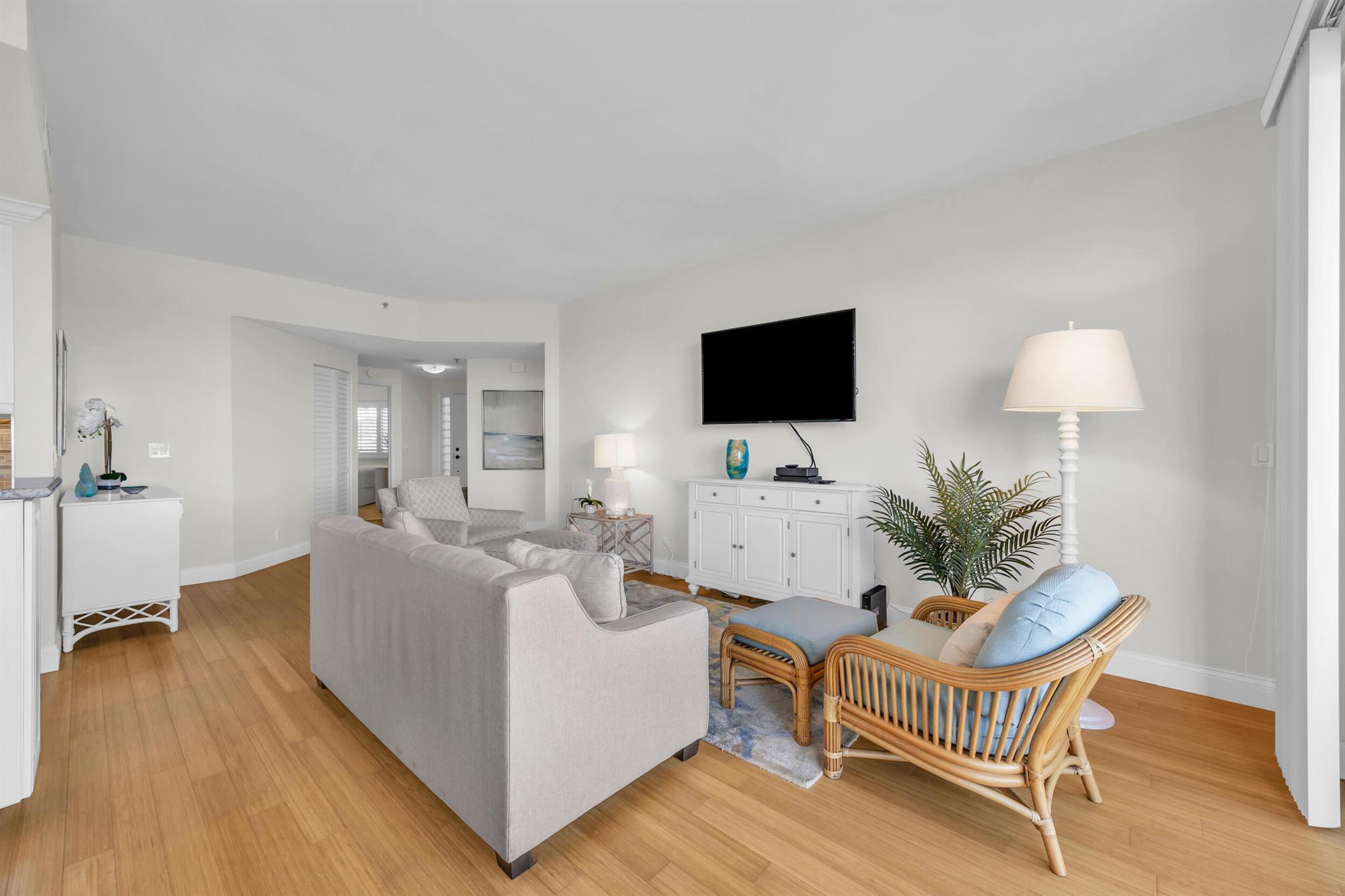 TEQUESTA COVE CONDO - Residential