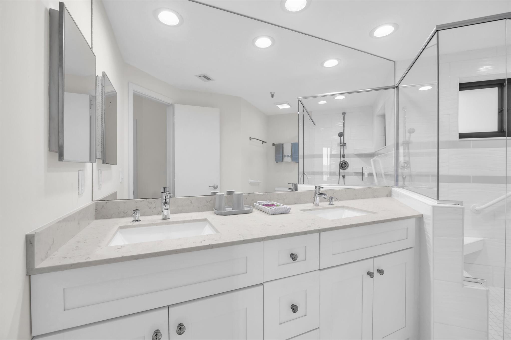 TEQUESTA COVE CONDO - Residential