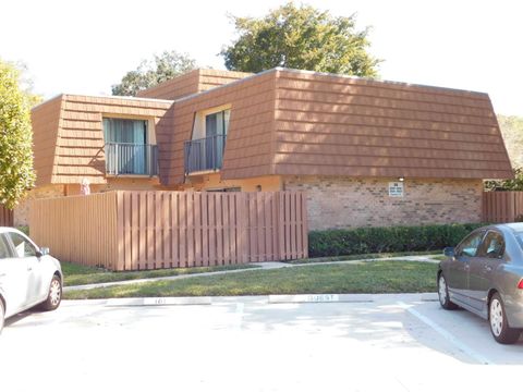 2545 Camelot Court 2545 Hollywood FL 33026