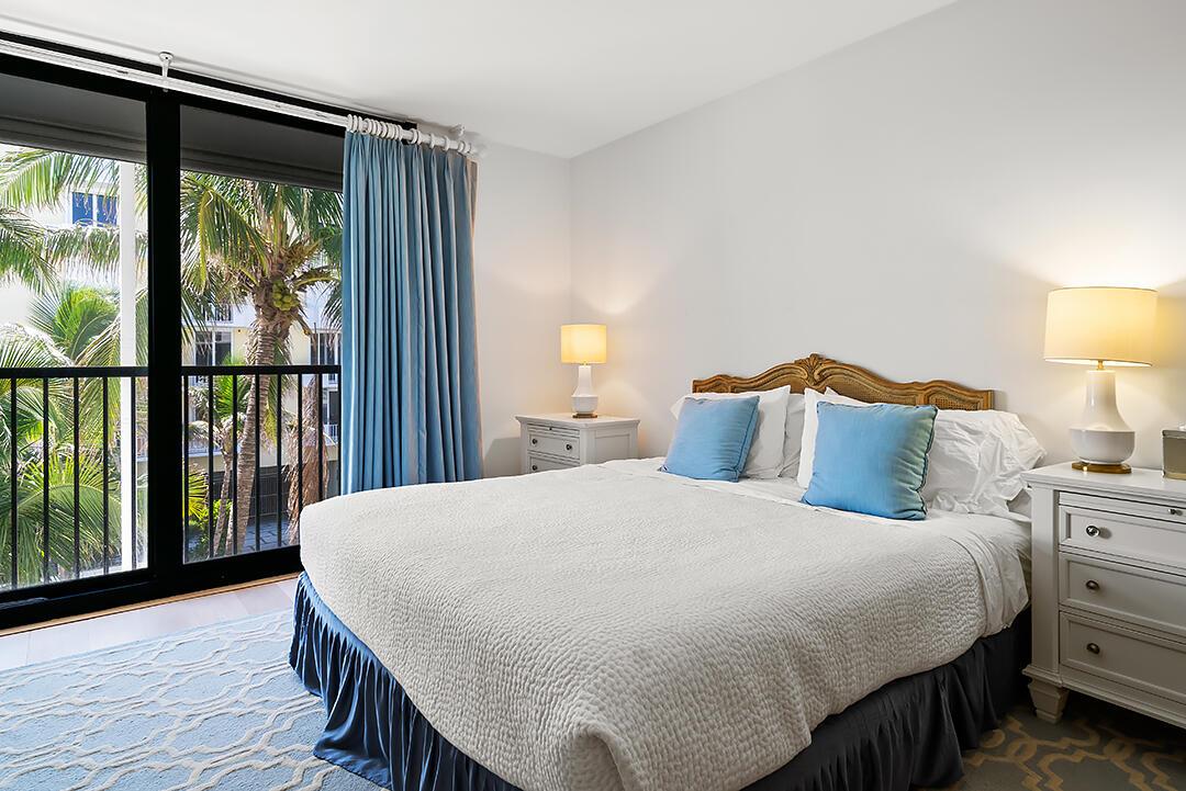 FOUR HUNDRED SO OCEAN BLV - Residential