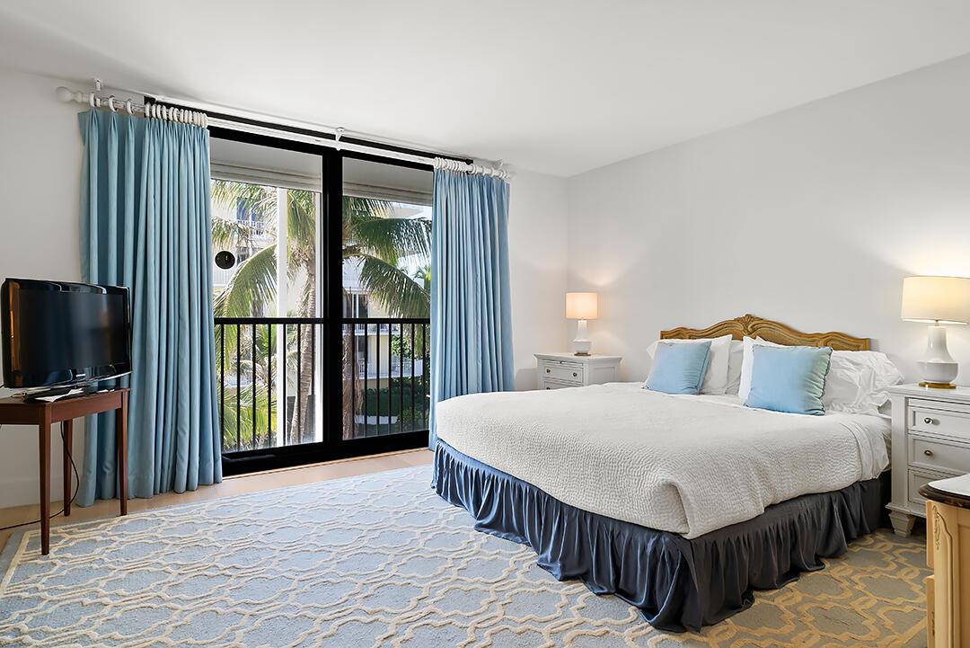 FOUR HUNDRED SO OCEAN BLV - Residential