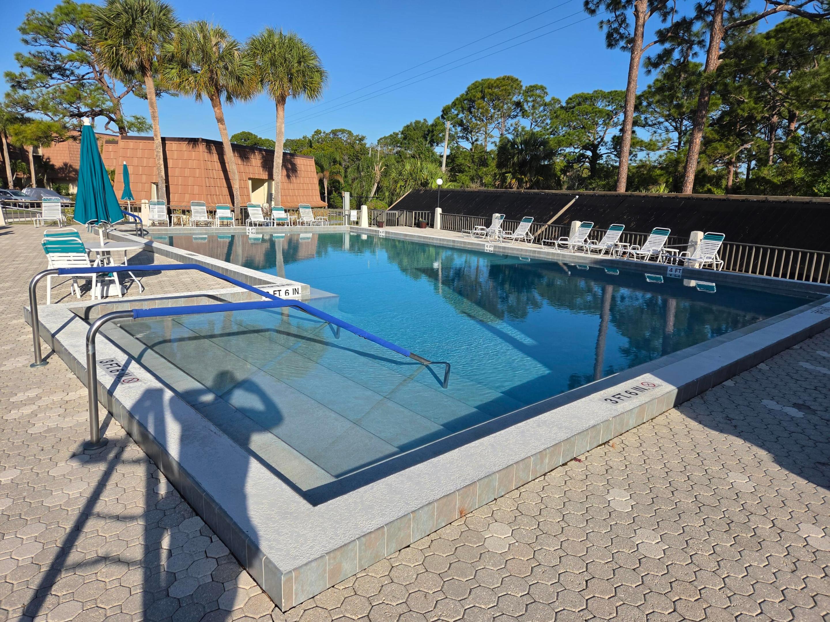 Tarpon Bay Yacht Club - Residential
