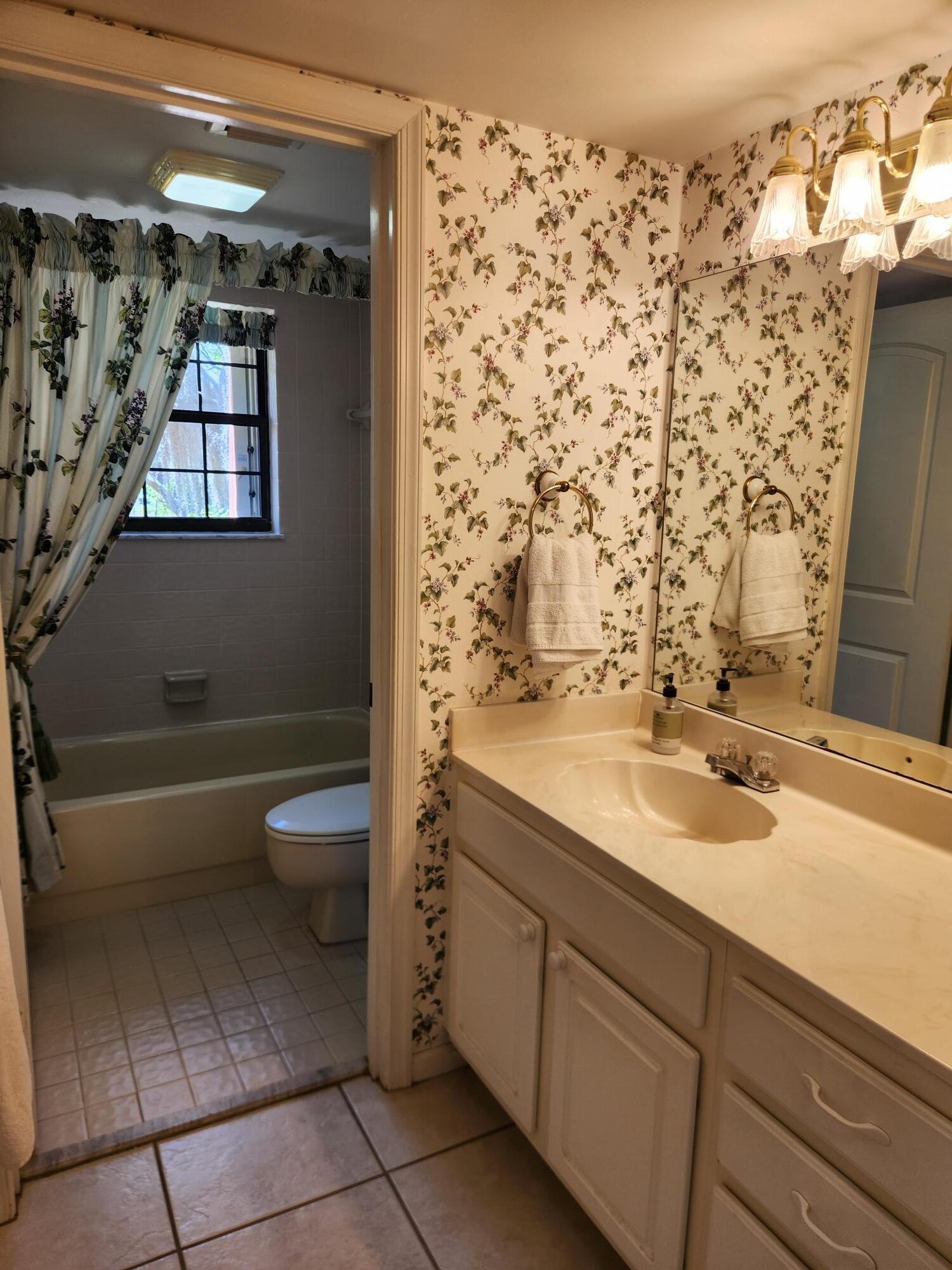 Tarpon Bay Yacht Club - Residential