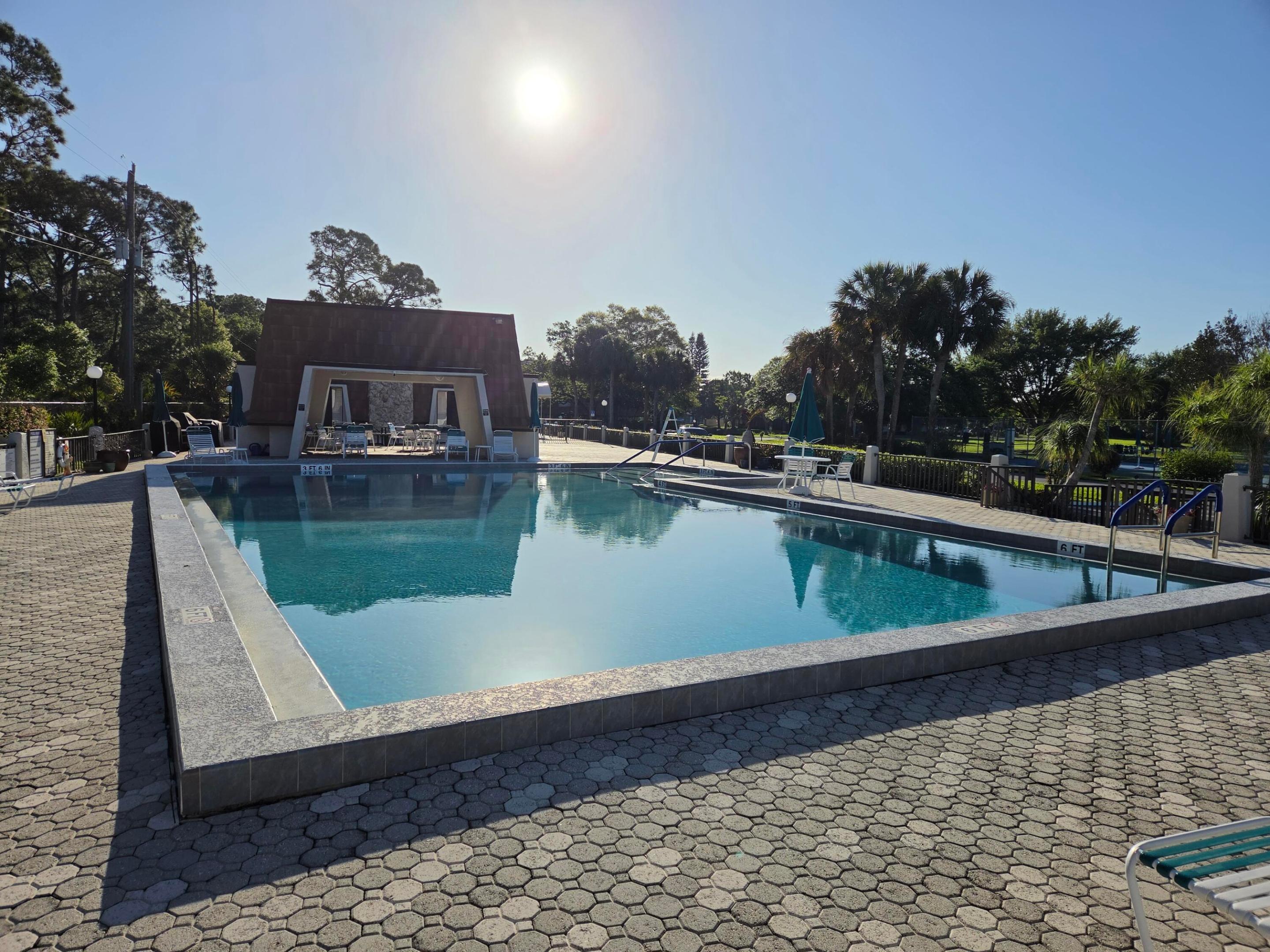 Tarpon Bay Yacht Club - Residential