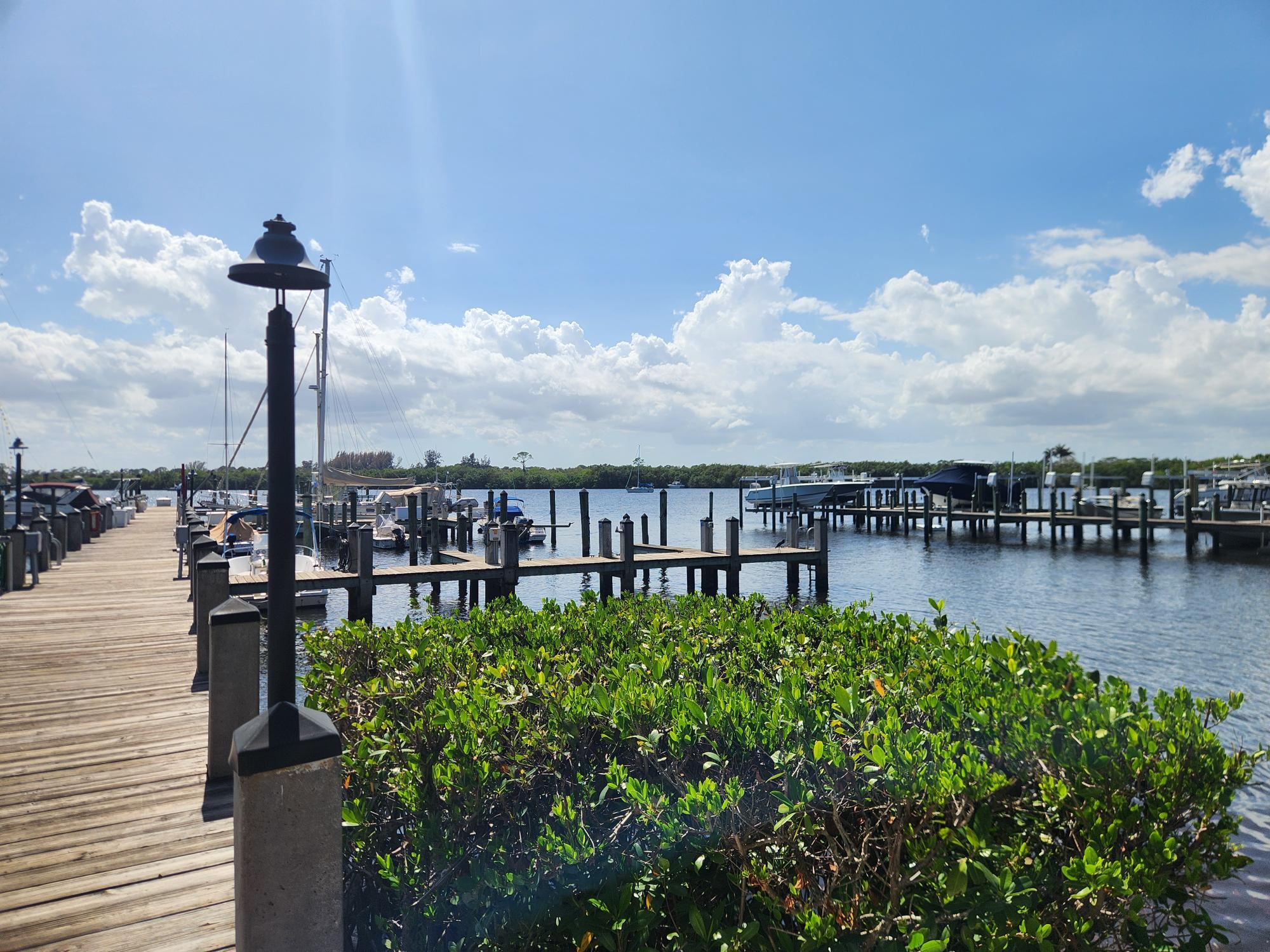 Tarpon Bay Yacht Club - Residential