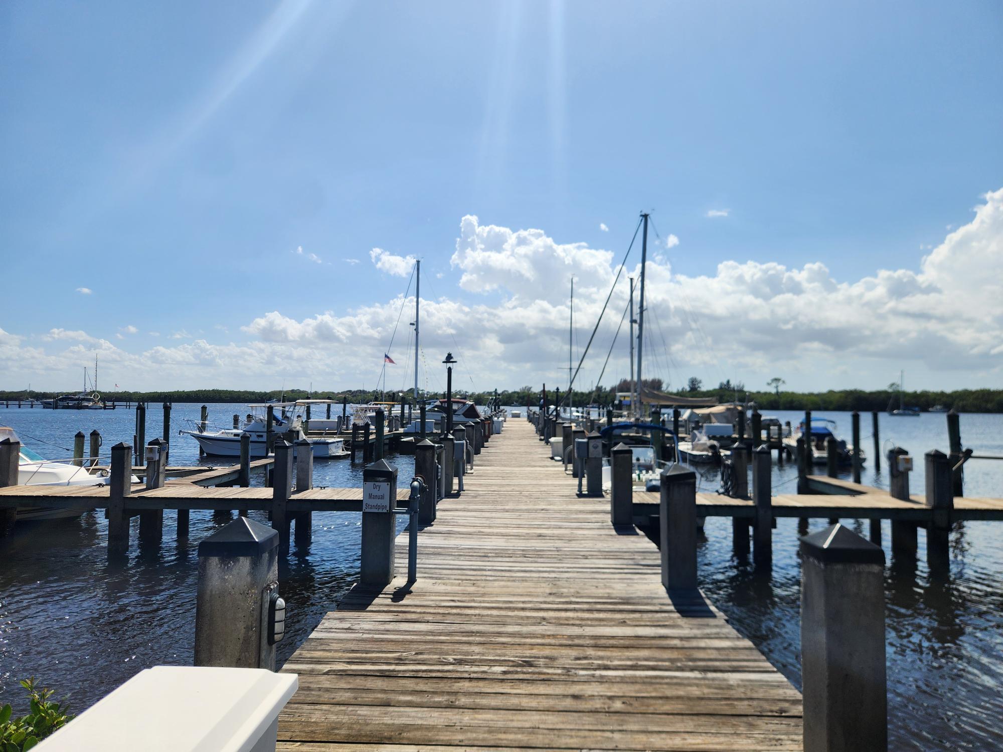 Tarpon Bay Yacht Club - Residential