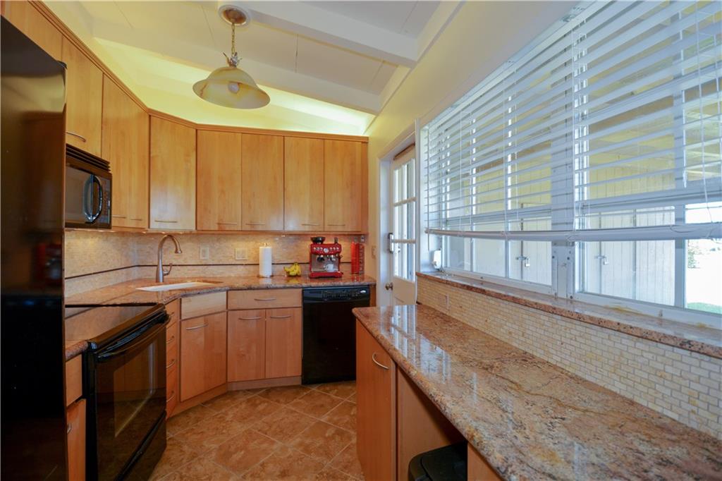Lauderdale Isles - Residential