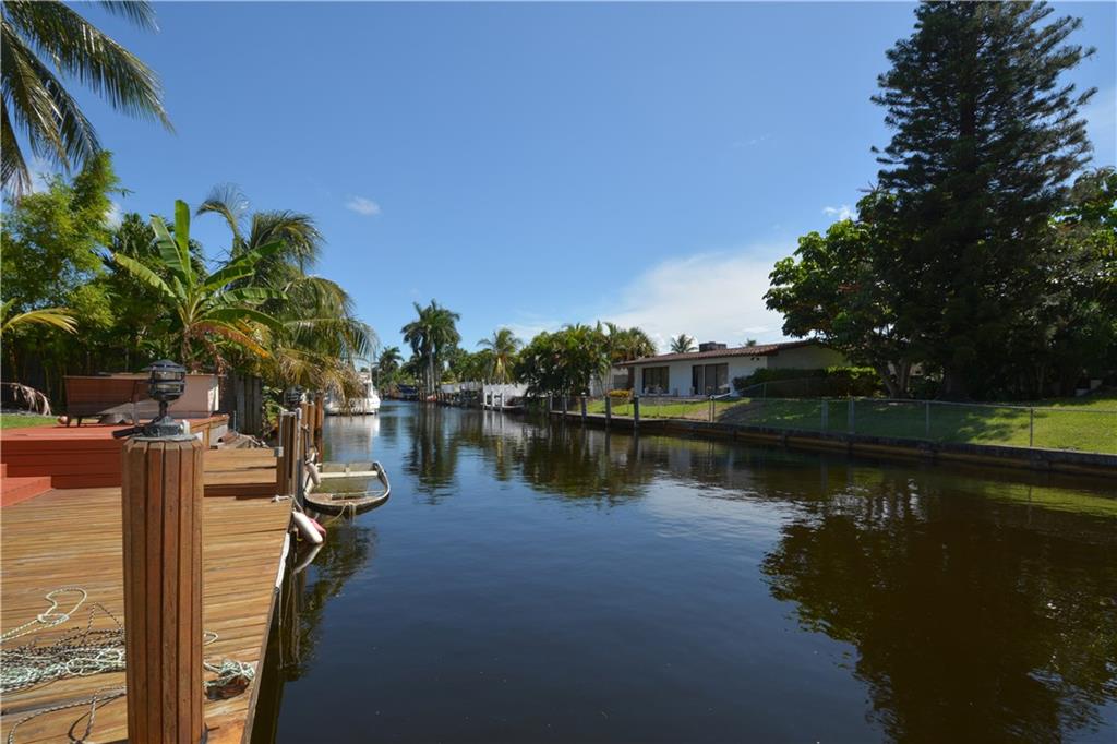 Lauderdale Isles - Residential