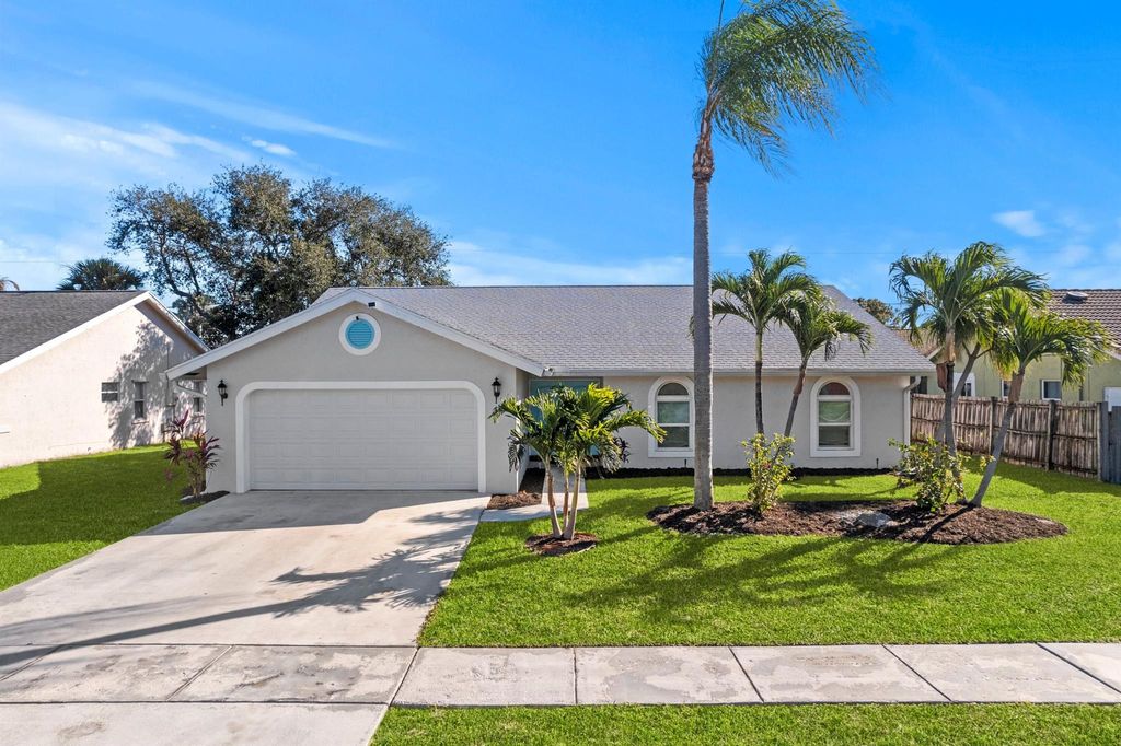 Photo of 7944 Texas Trail, Boca Raton, FL 33487 (MLS # R11057910)