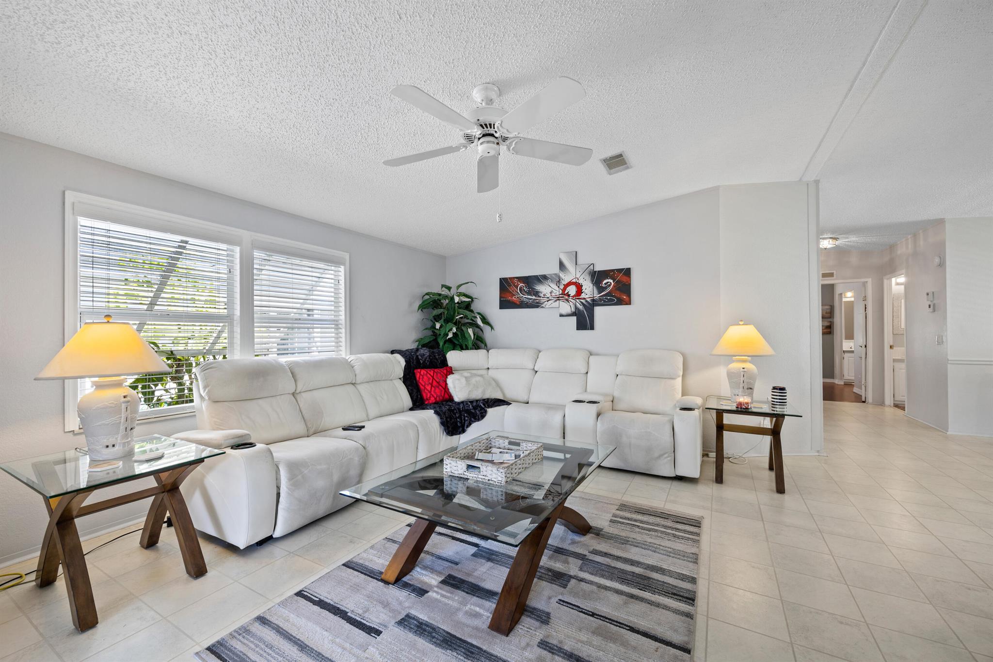 TALLOWWOOD ISLE - Residential