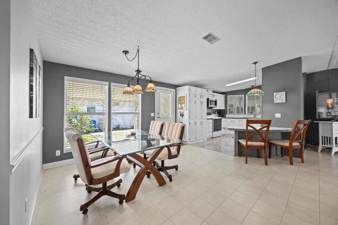 TALLOWWOOD ISLE - Residential