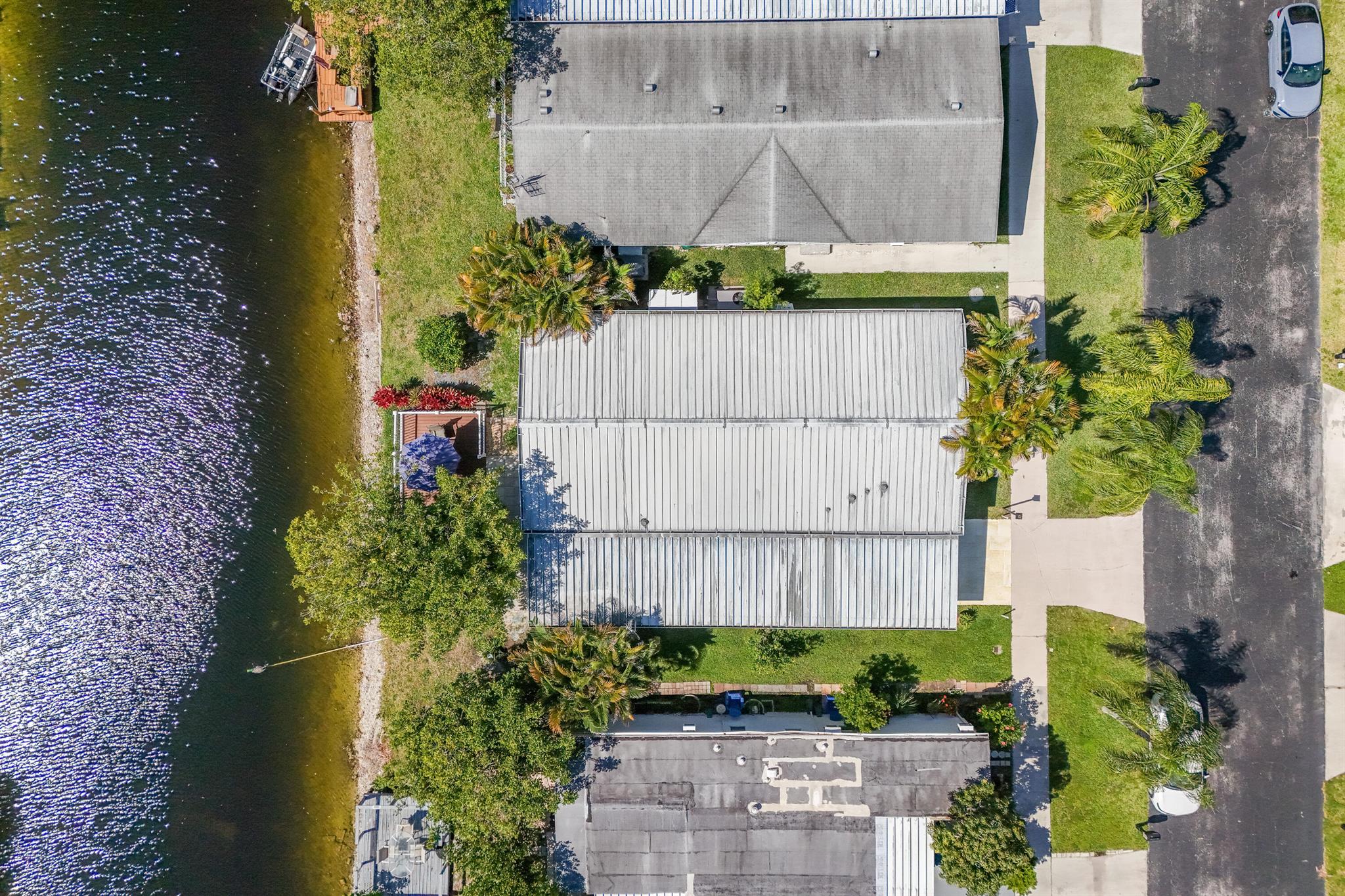 TALLOWWOOD ISLE - Residential