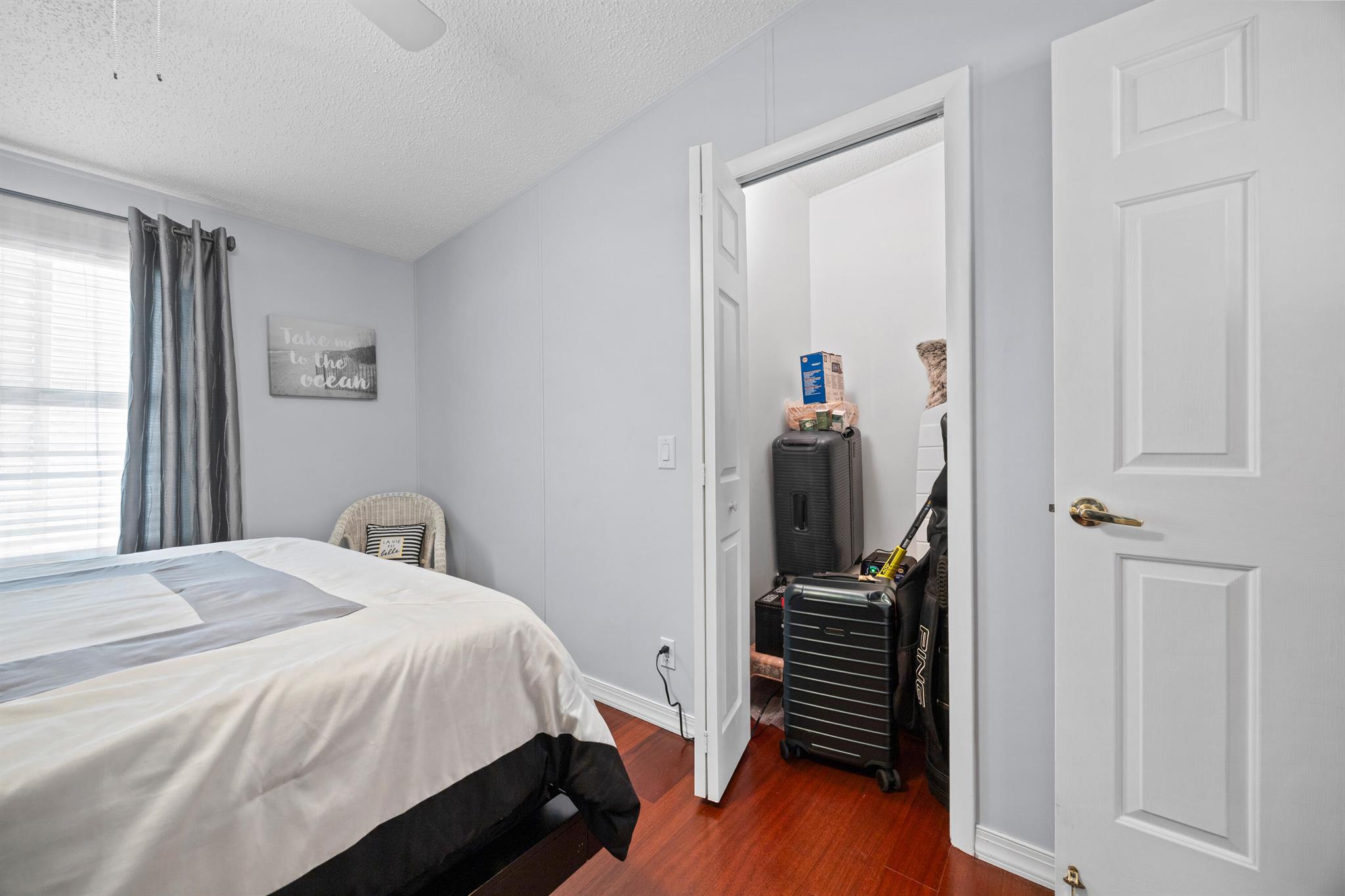TALLOWWOOD ISLE - Residential