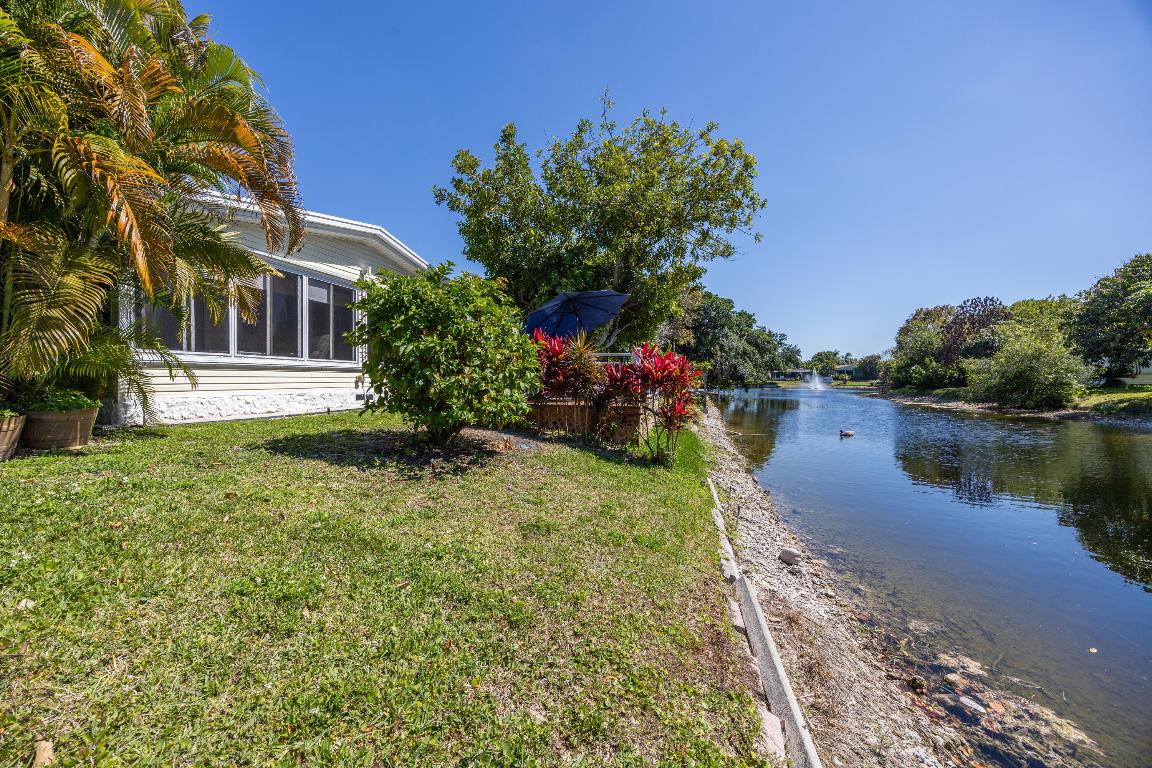 TALLOWWOOD ISLE - Residential