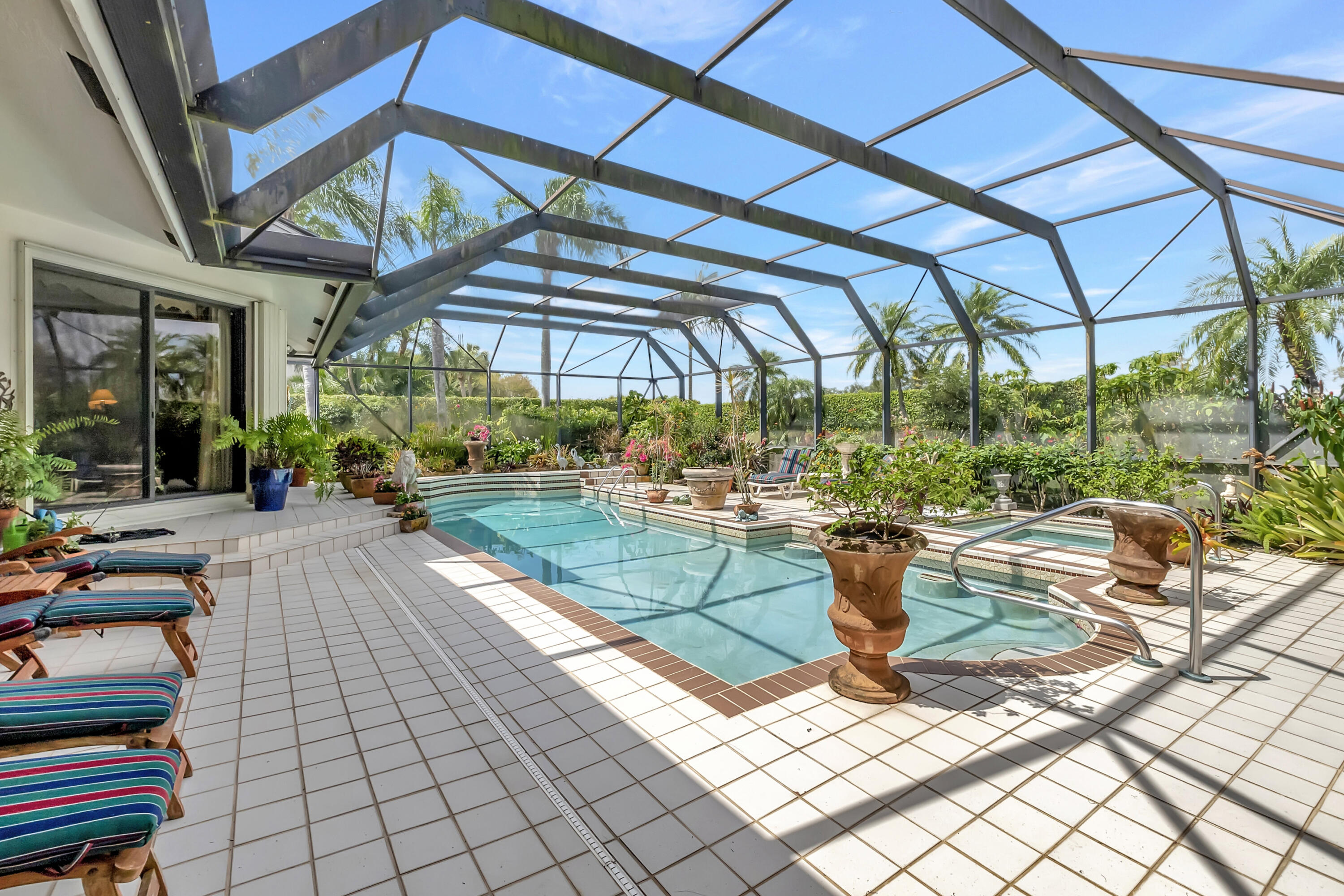 MAIDSTONE - Residential