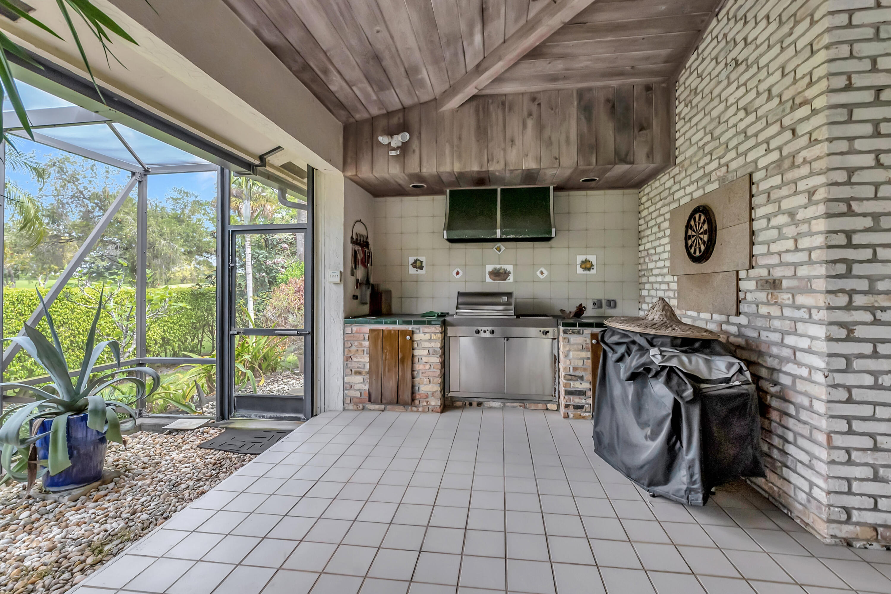 MAIDSTONE - Residential