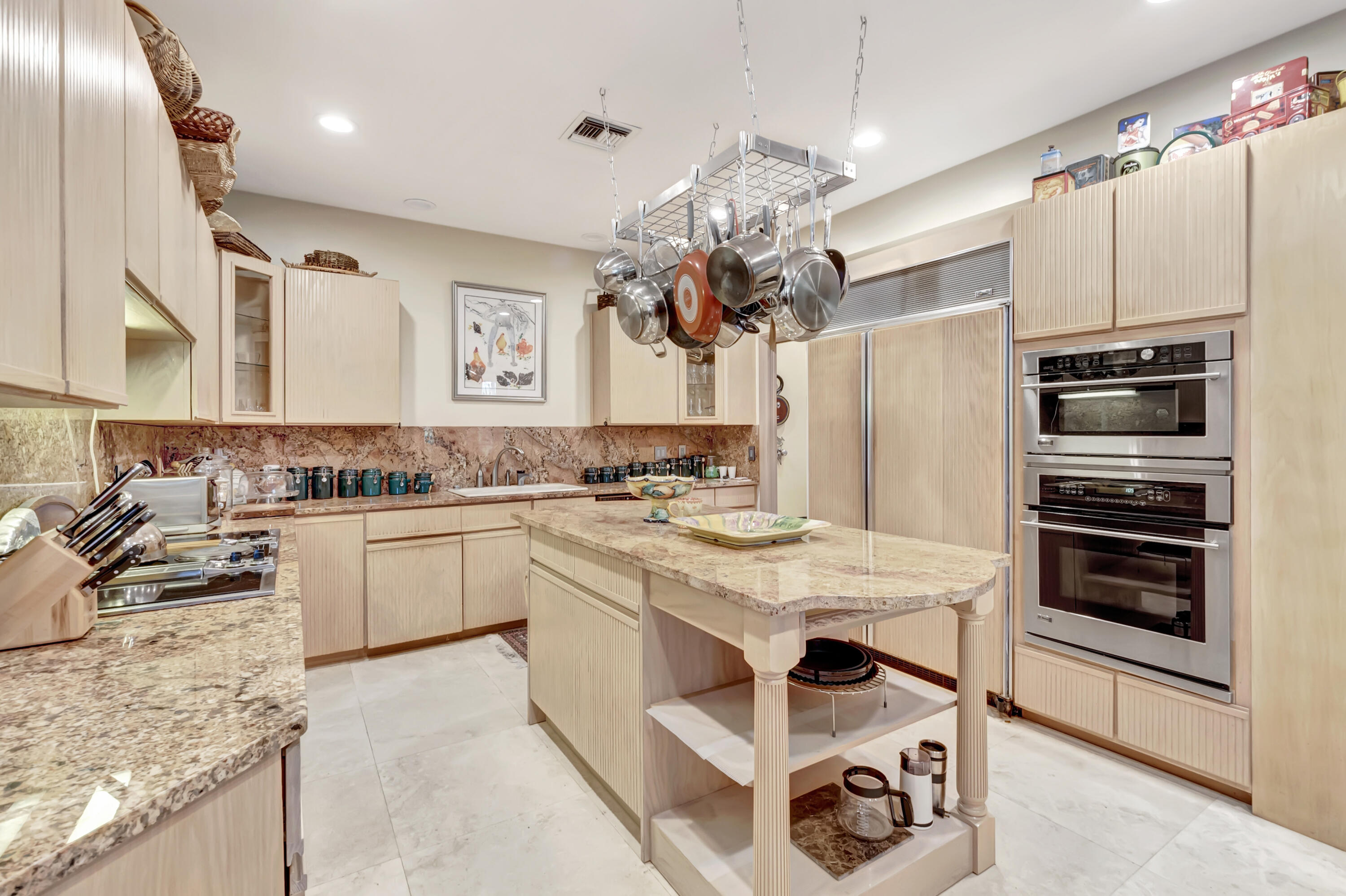 MAIDSTONE - Residential