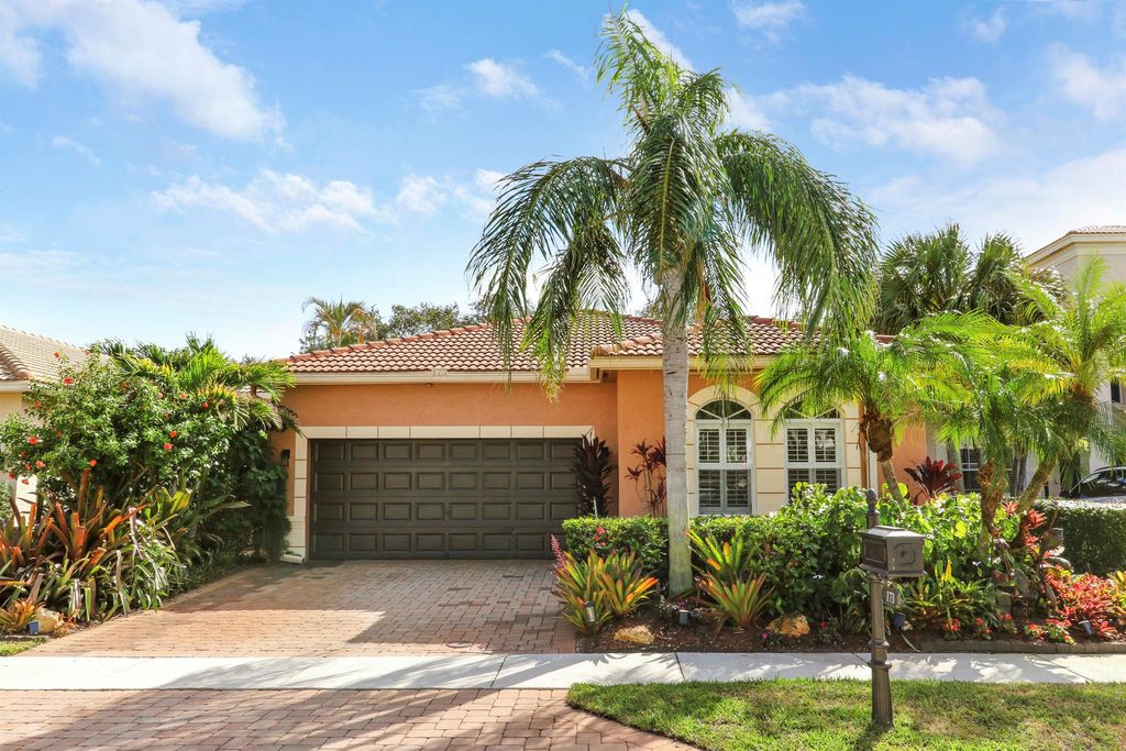 Photo of 173 Via Condado Way, Palm Beach Gardens, FL 33418 (MLS # R11140276)