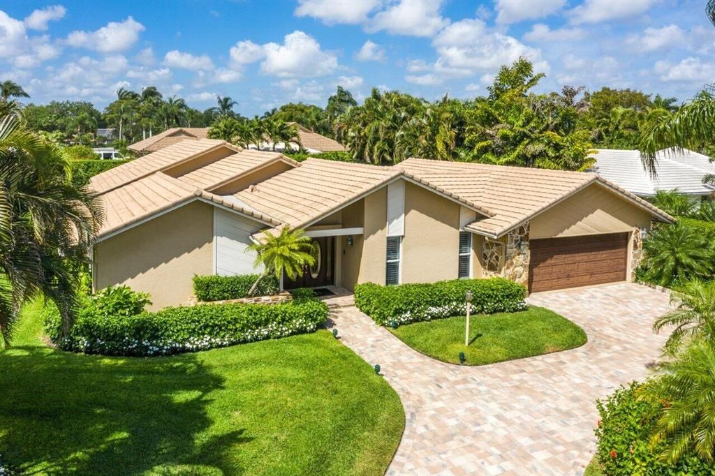 Photo of 1381 Partridge Place N, Boynton Beach, FL 33436 (MLS # R10703154)