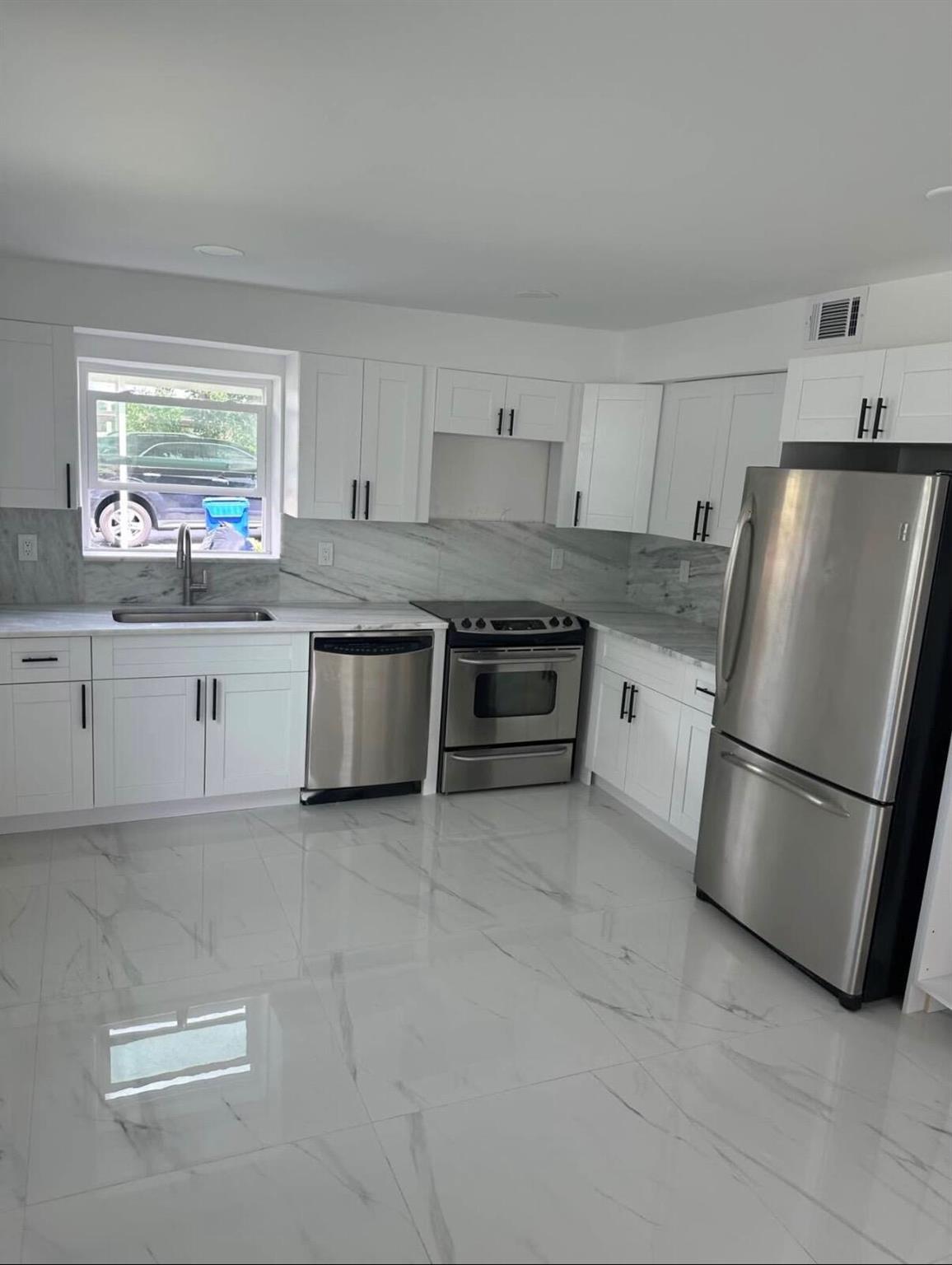 Amended Of Sumters Add - Residential Lease