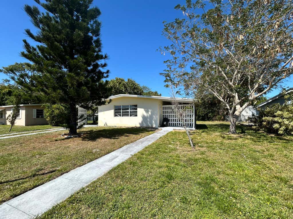 Photo of 171 Princess Drive, Port Saint Lucie, FL 34952 (MLS # R11071597)