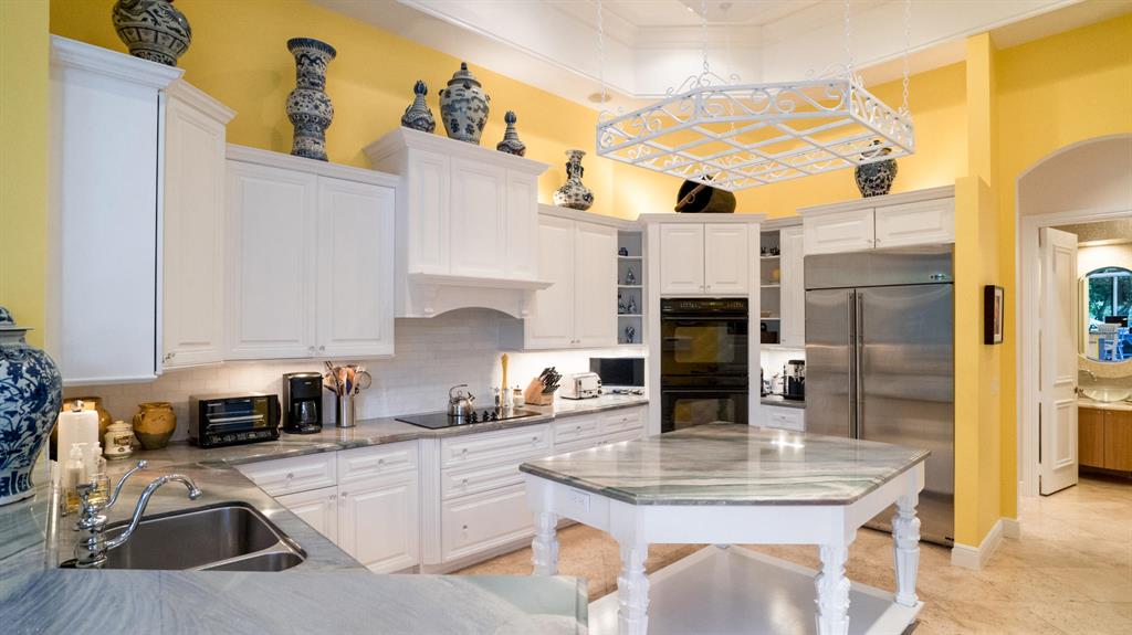 EQUESTRIAN CLUB ESTATES 1 - Residential