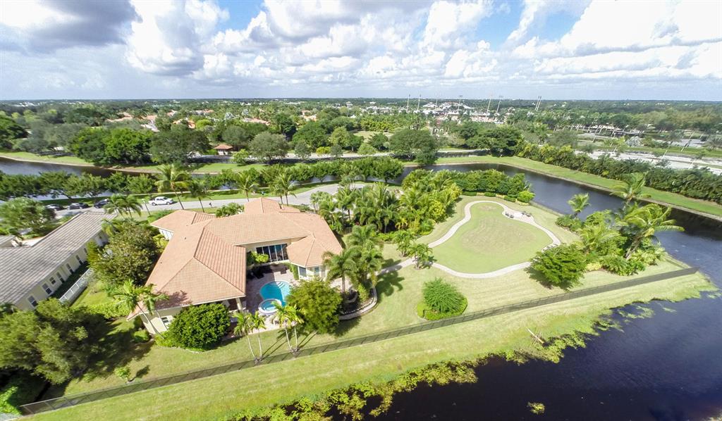 EQUESTRIAN CLUB ESTATES 1 - Residential