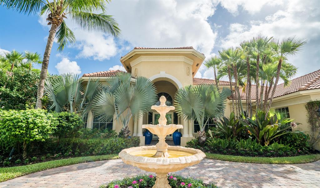 EQUESTRIAN CLUB ESTATES 1 - Residential