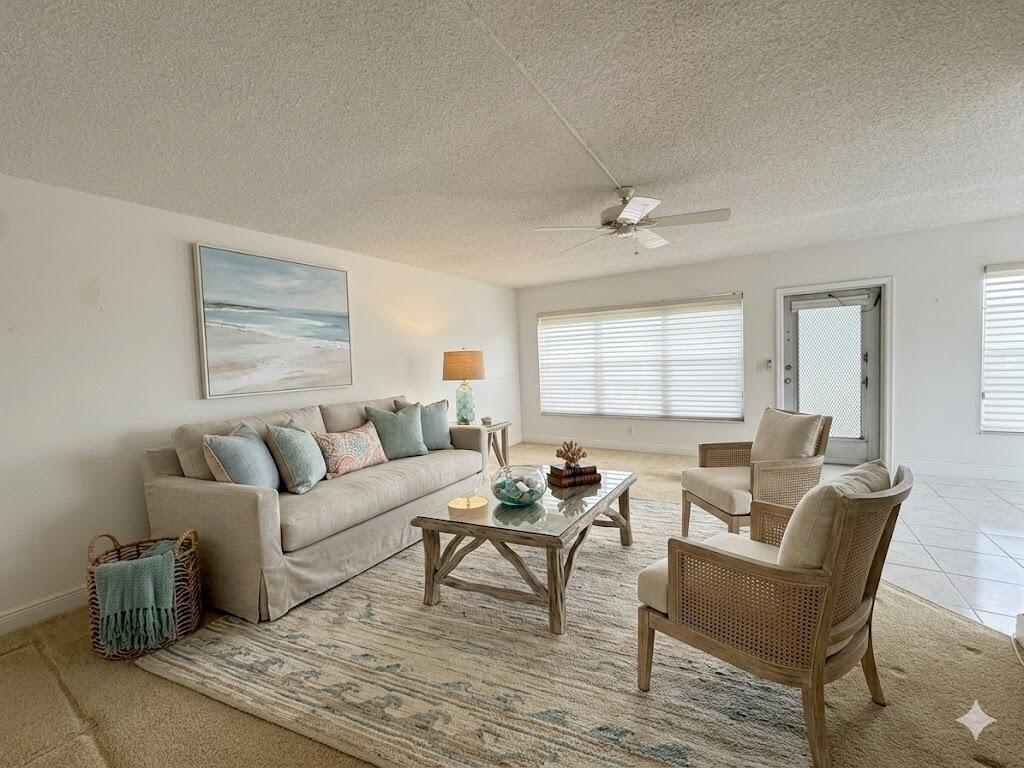 CENTURY VILLAGE - WELLINGTON CONDOS - Residential