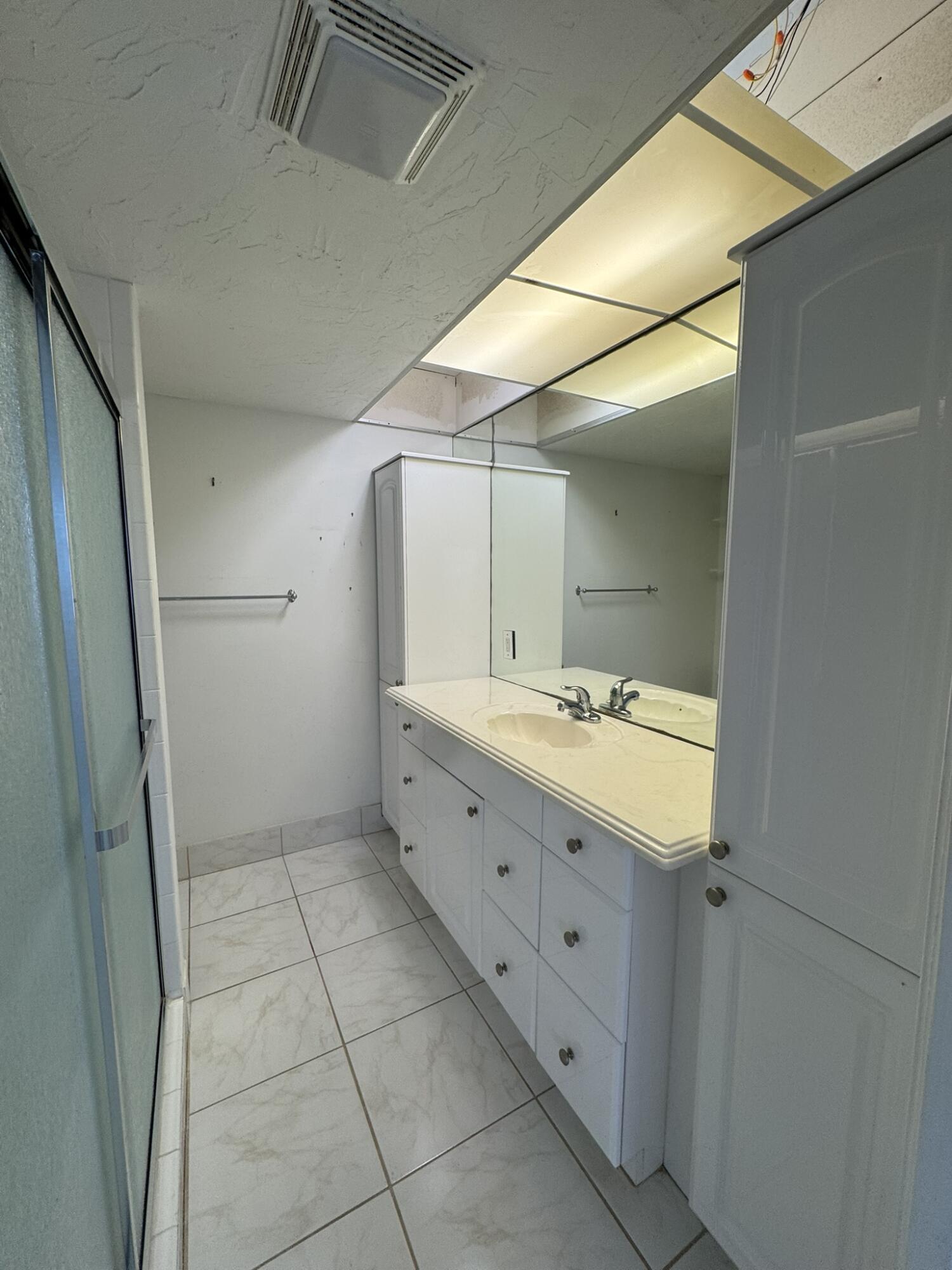 CENTURY VILLAGE - WELLINGTON CONDOS - Residential