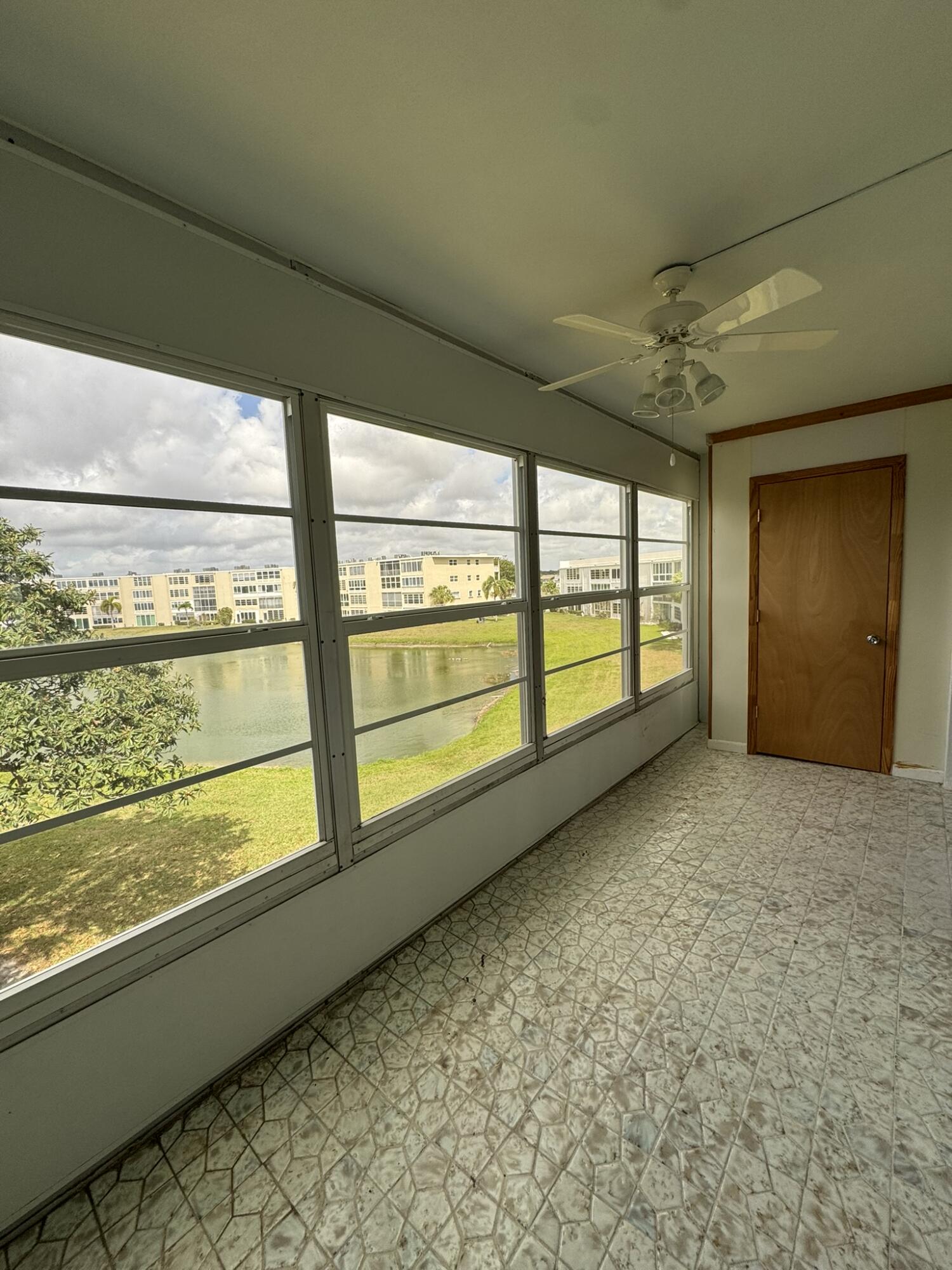 CENTURY VILLAGE - WELLINGTON CONDOS - Residential