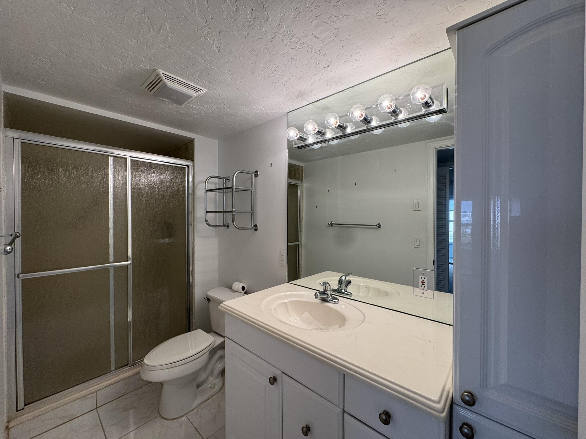 CENTURY VILLAGE - WELLINGTON CONDOS - Residential