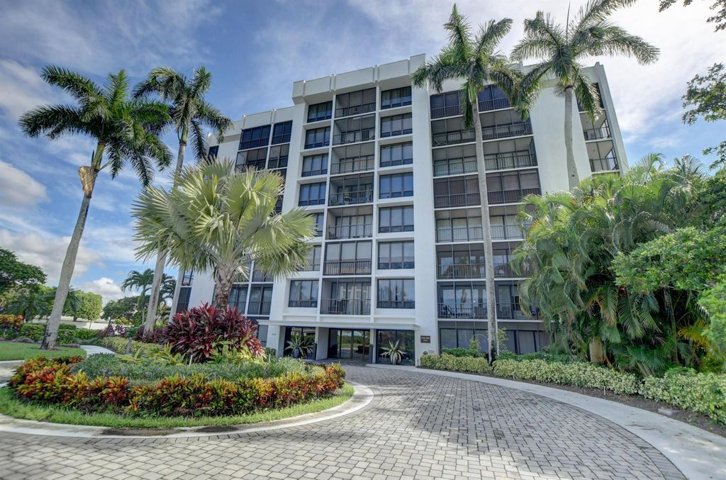 Photo of 6797 Willow Wood Drive #6044, Boca Raton, FL 33434 (MLS # R11129042)