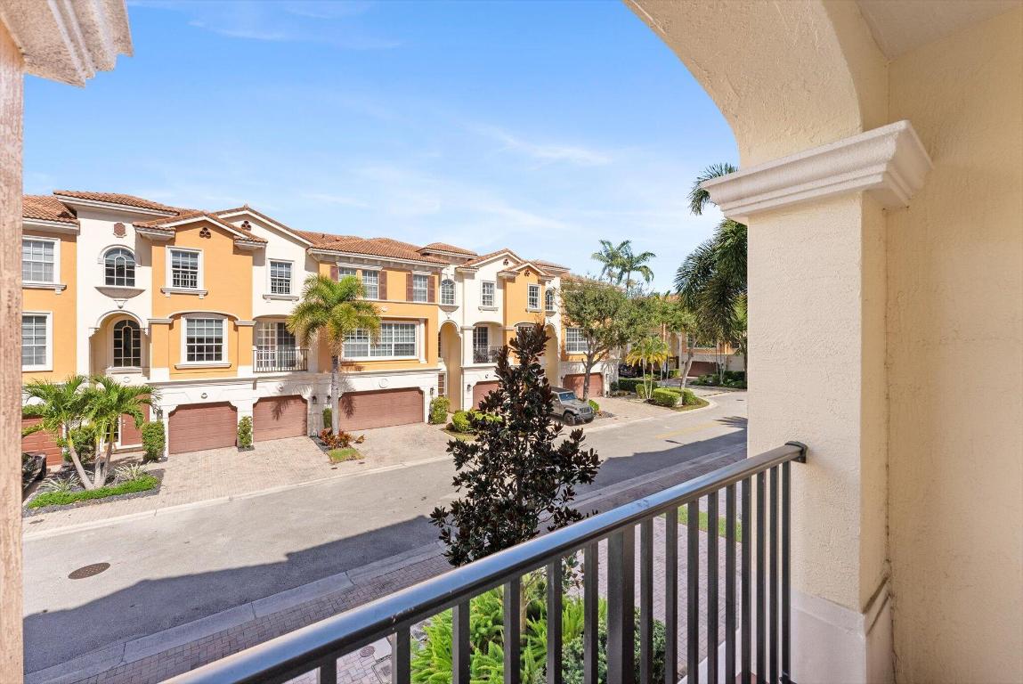 TRIESTE AT BOCA - Residential