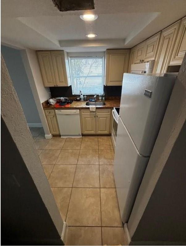 View photos, virtual tours, details... 1550 NW 15th St 6