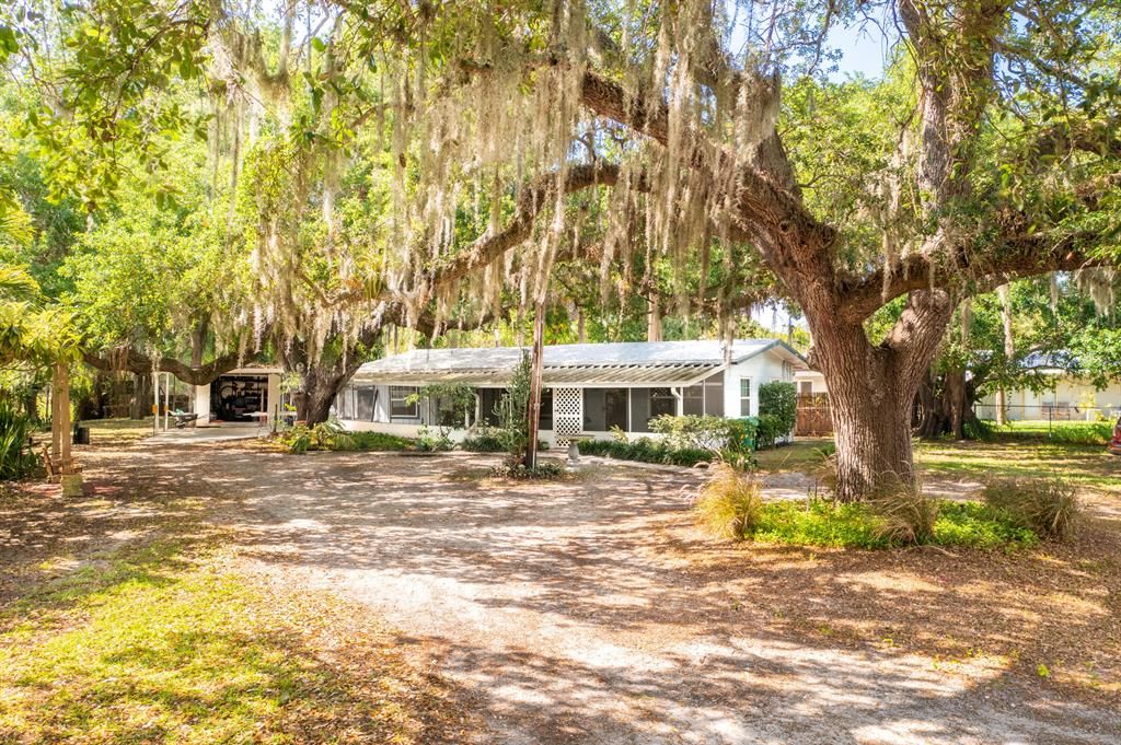 Photo of 2210 St. Lucie Blvd, Fort Pierce, FL 34946 (MLS # R10800609)